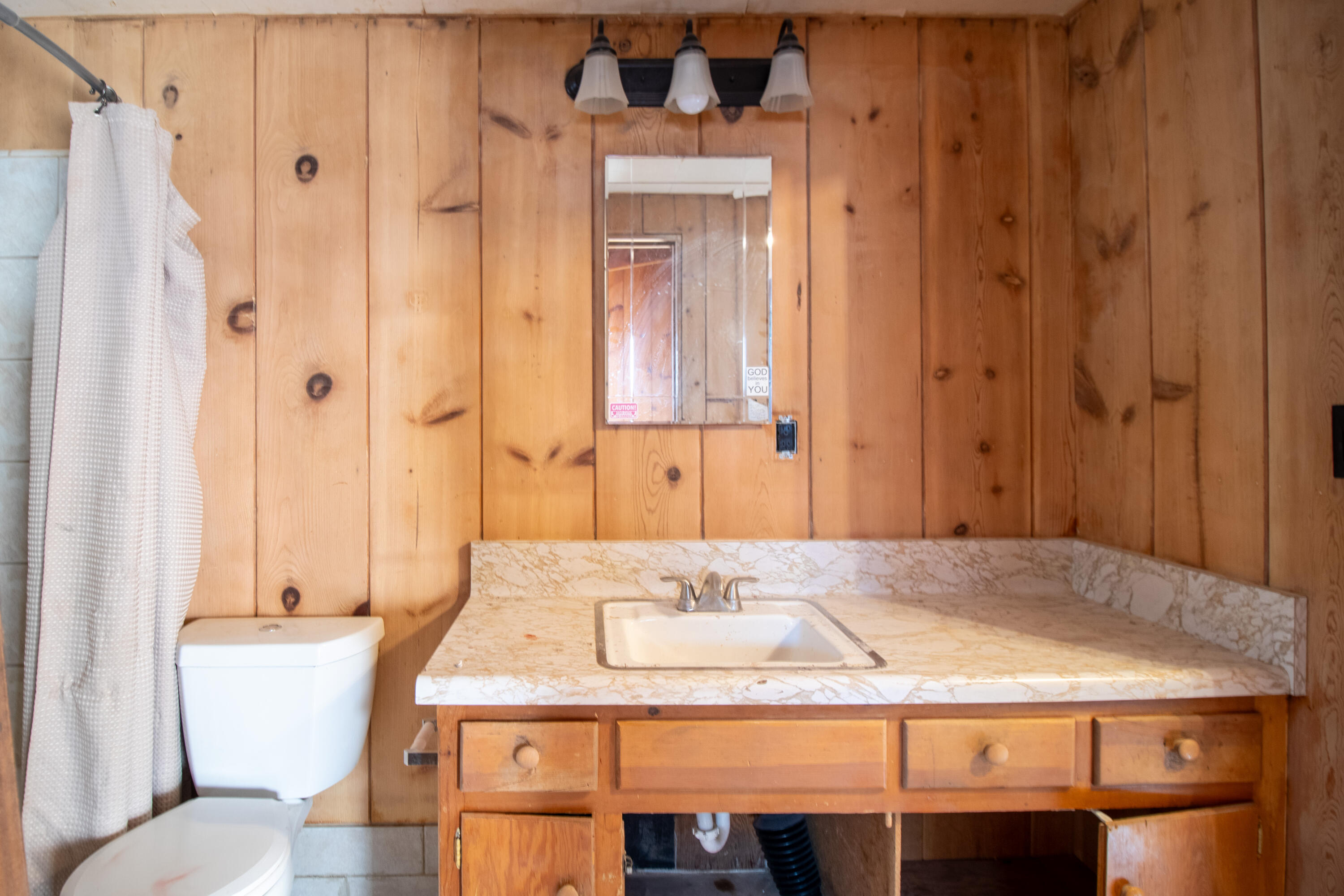 5608 Sheepcreek Dr, Wrightwood, CA 92397