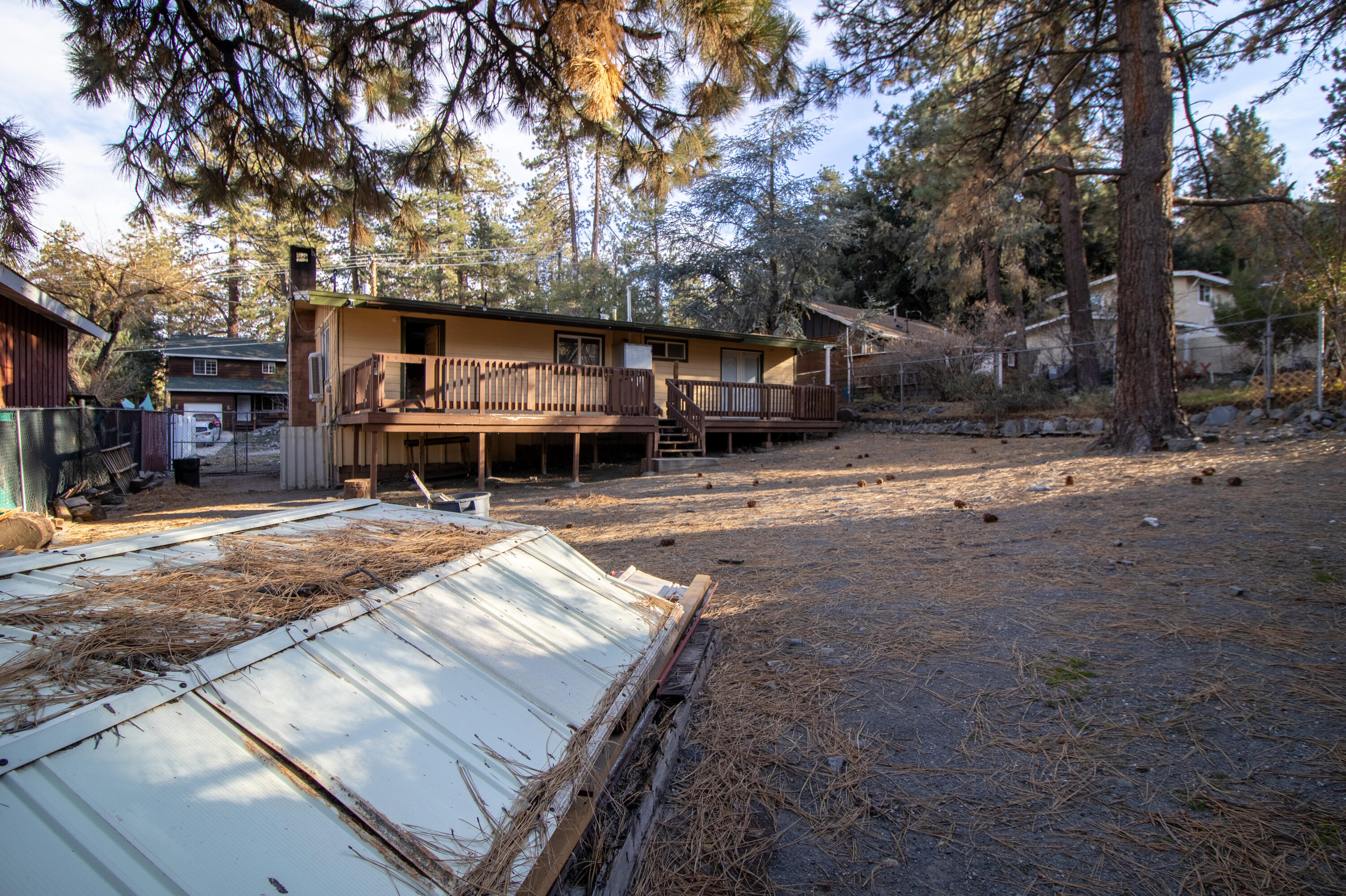 5608 Sheepcreek Dr, Wrightwood, CA 92397