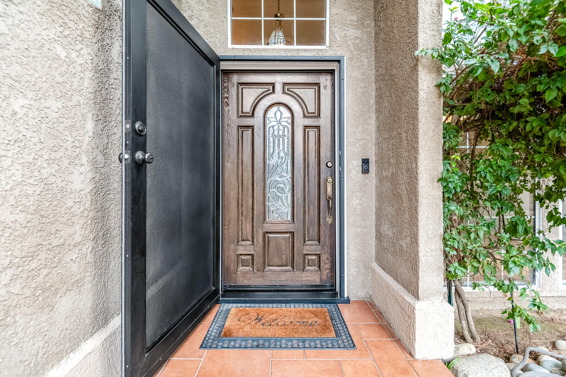 1134 N Rova Ct, Visalia, CA 93291