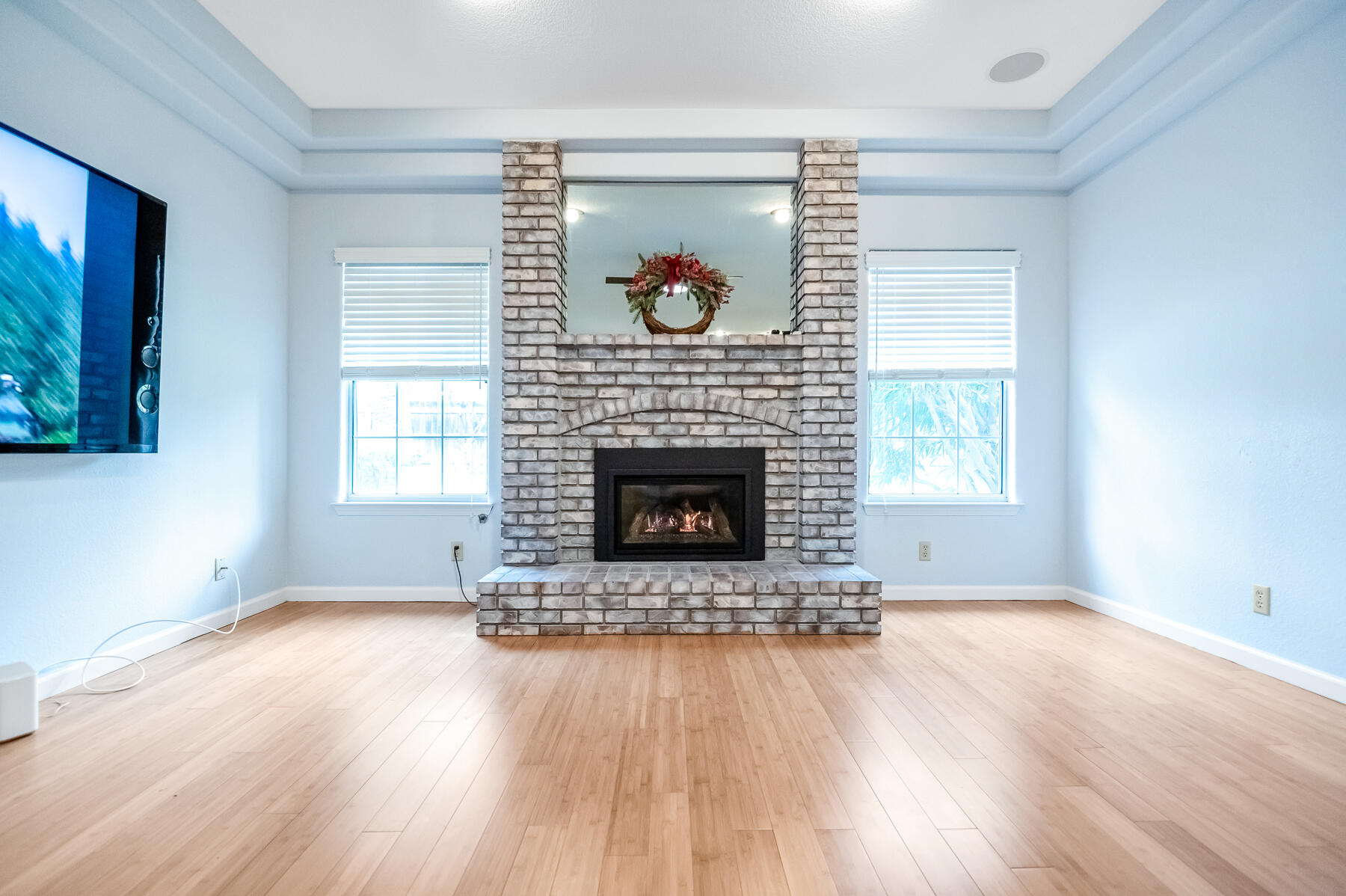 1134 N Rova Ct, Visalia, CA 93291