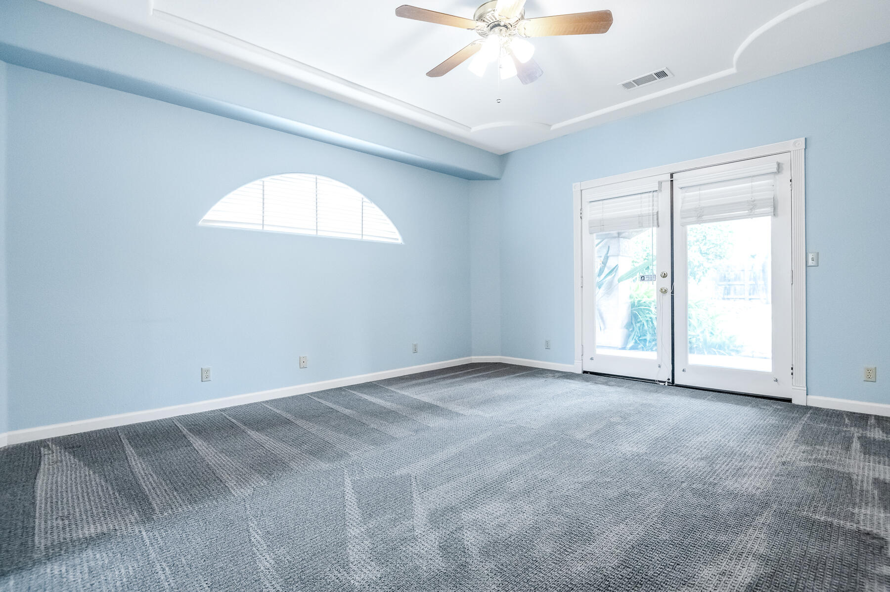 1134 N Rova Ct, Visalia, CA 93291