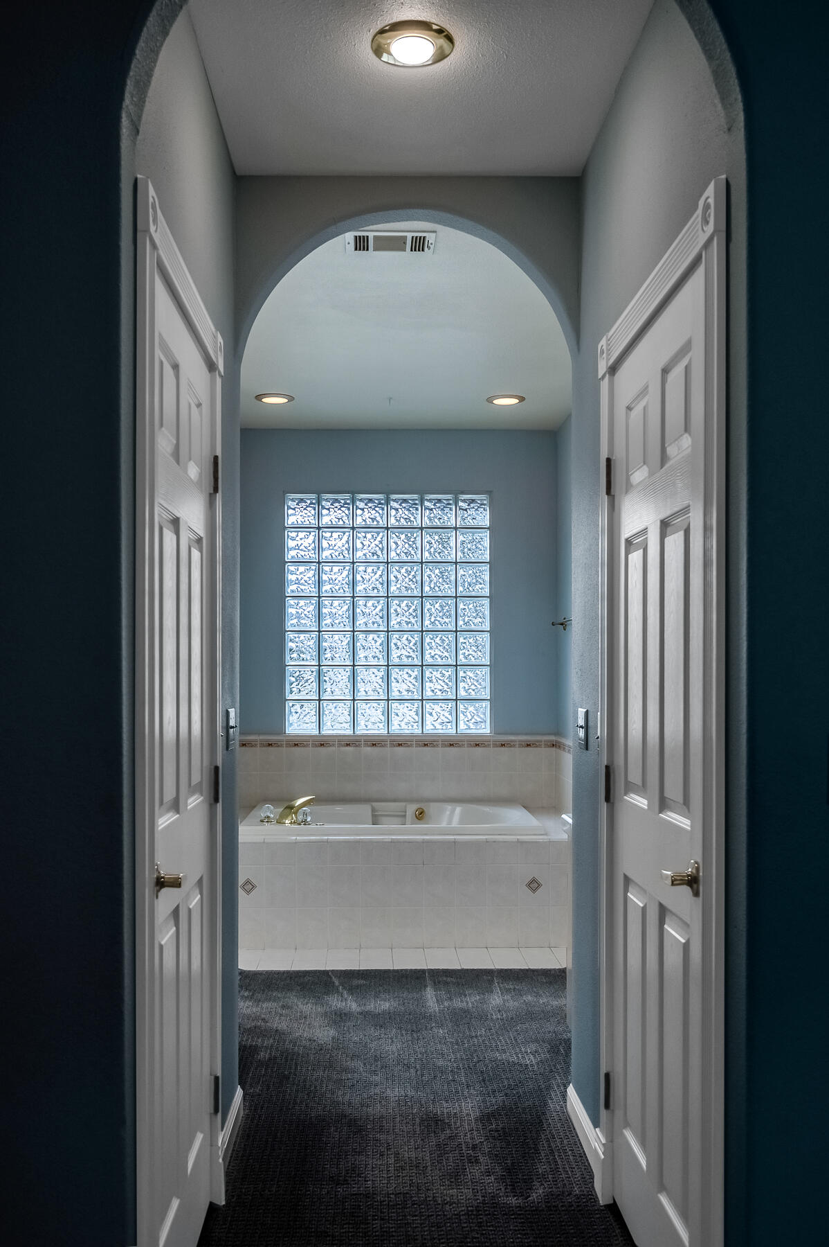 1134 N Rova Ct, Visalia, CA 93291