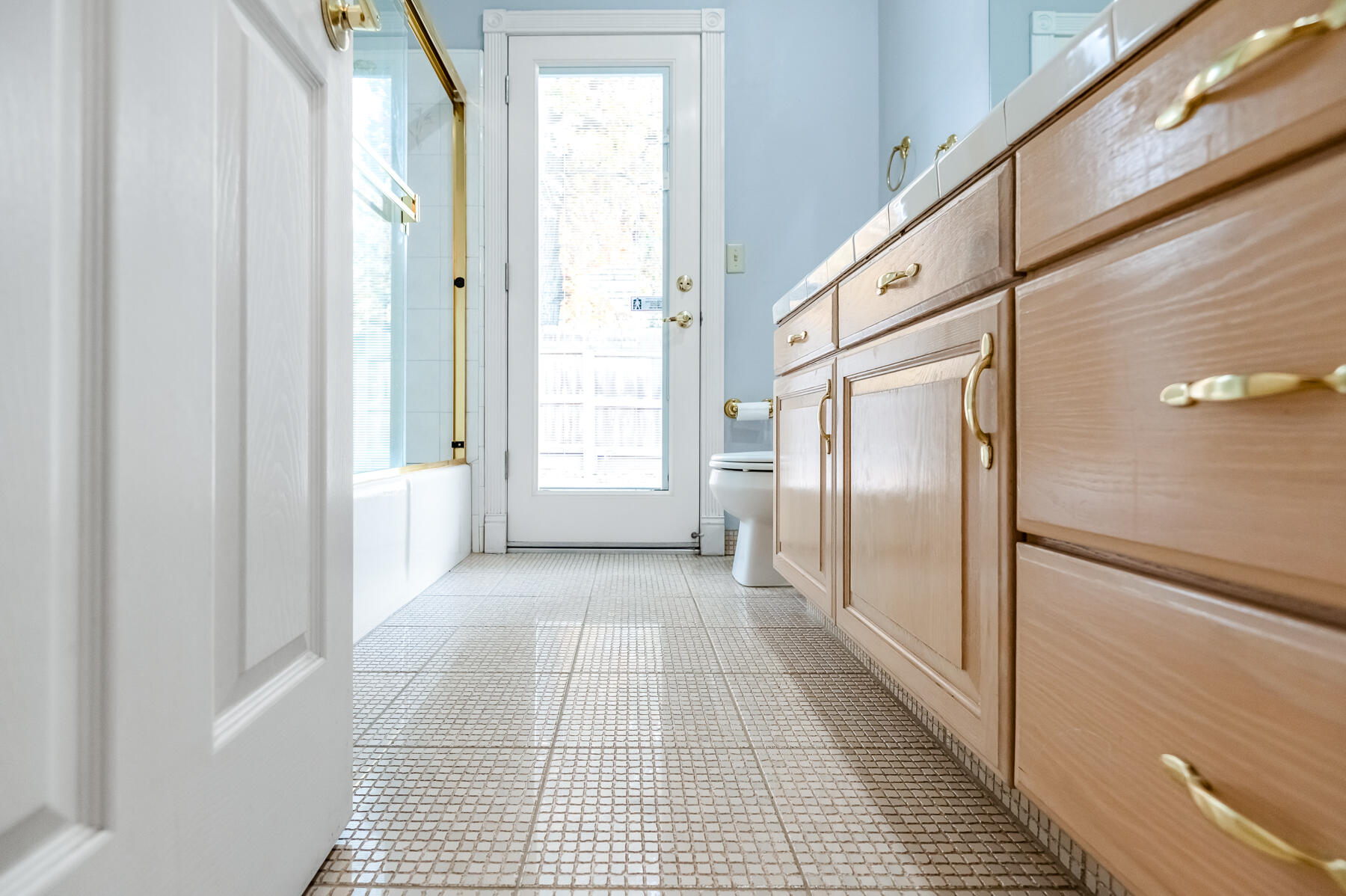 1134 N Rova Ct, Visalia, CA 93291