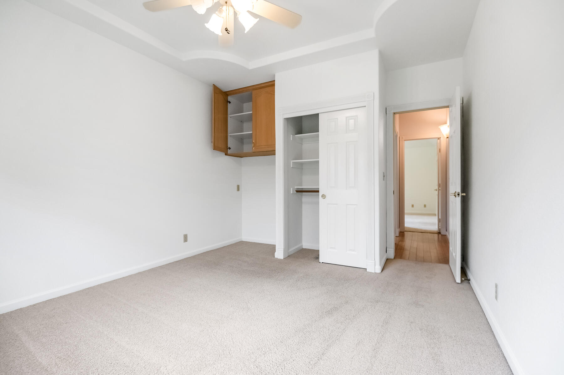 1134 N Rova Ct, Visalia, CA 93291