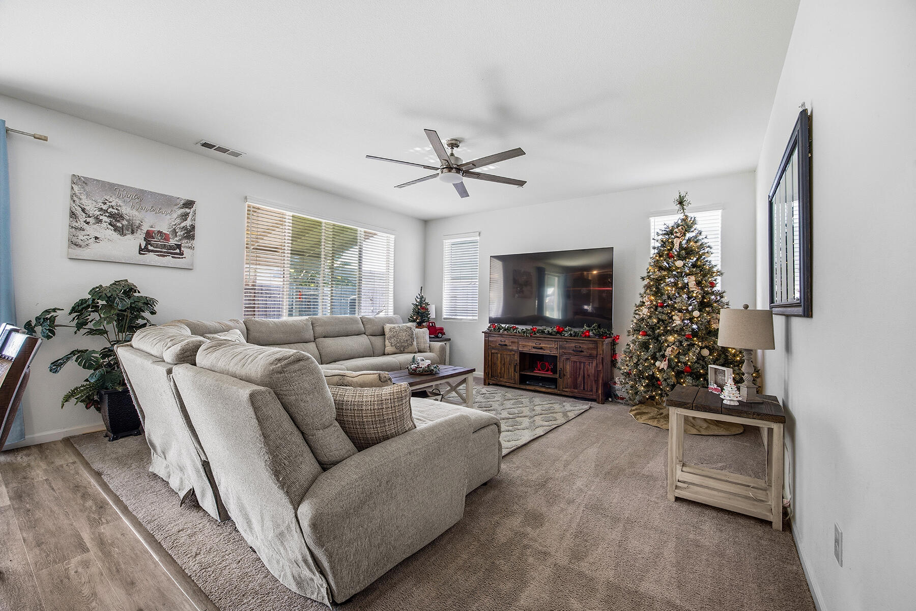 3623 E Seeger Ave, Visalia, CA 93292