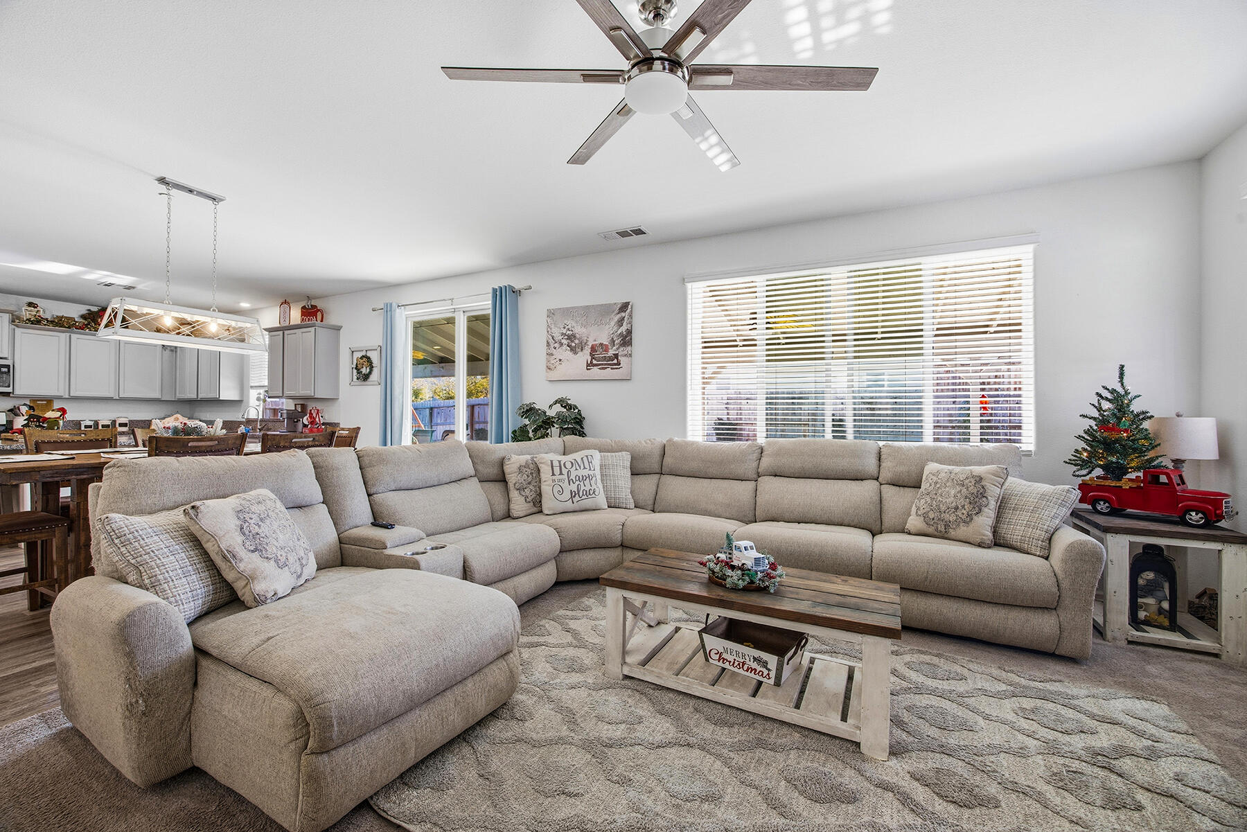 3623 E Seeger Ave, Visalia, CA 93292