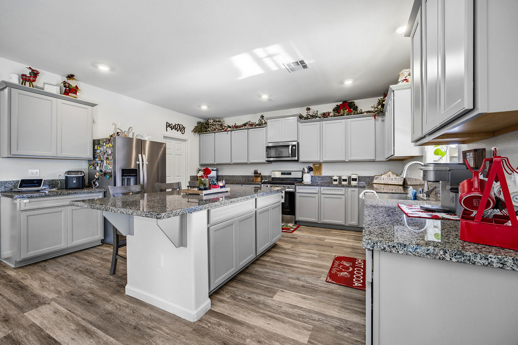 3623 E Seeger Ave, Visalia, CA 93292