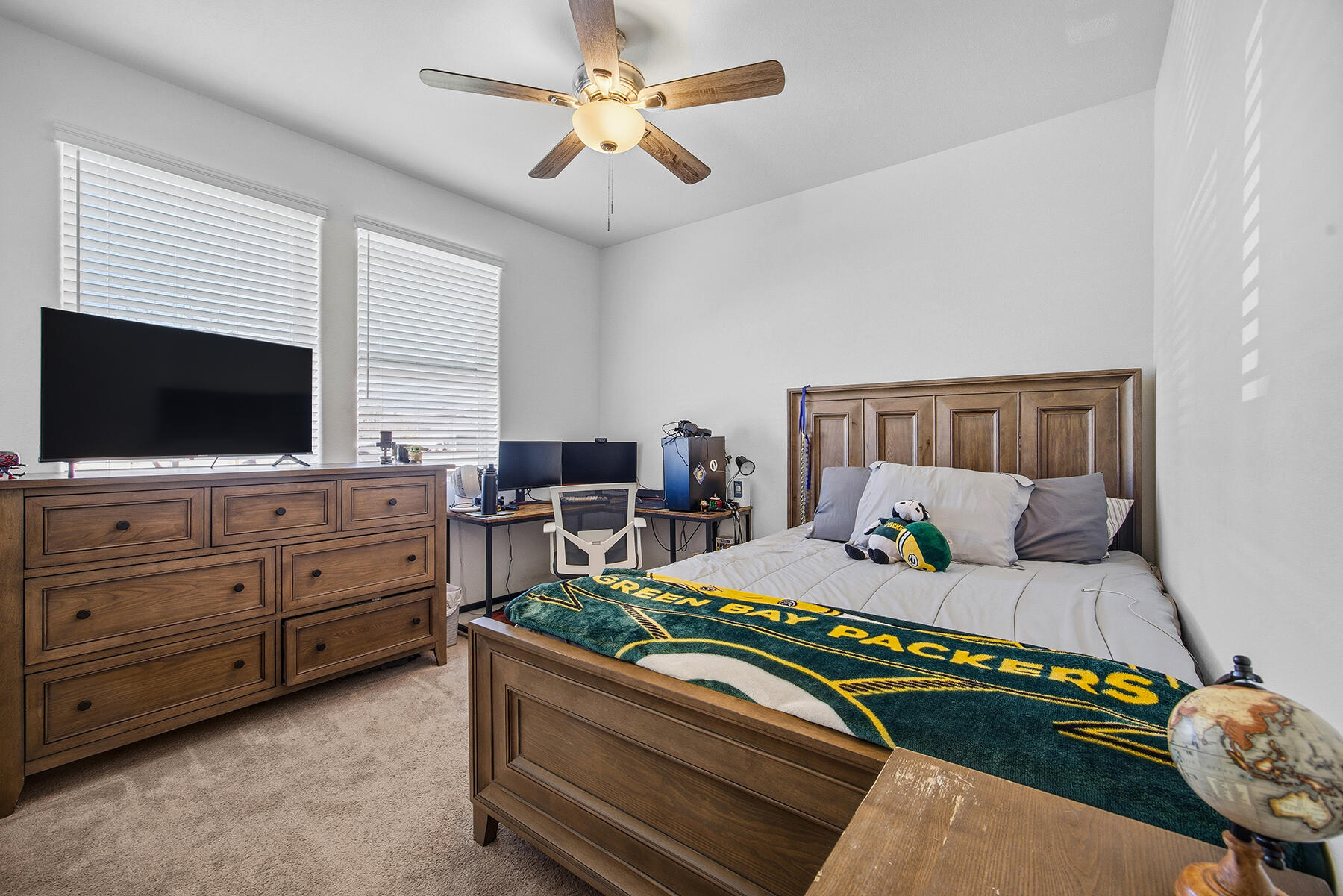 3623 E Seeger Ave, Visalia, CA 93292