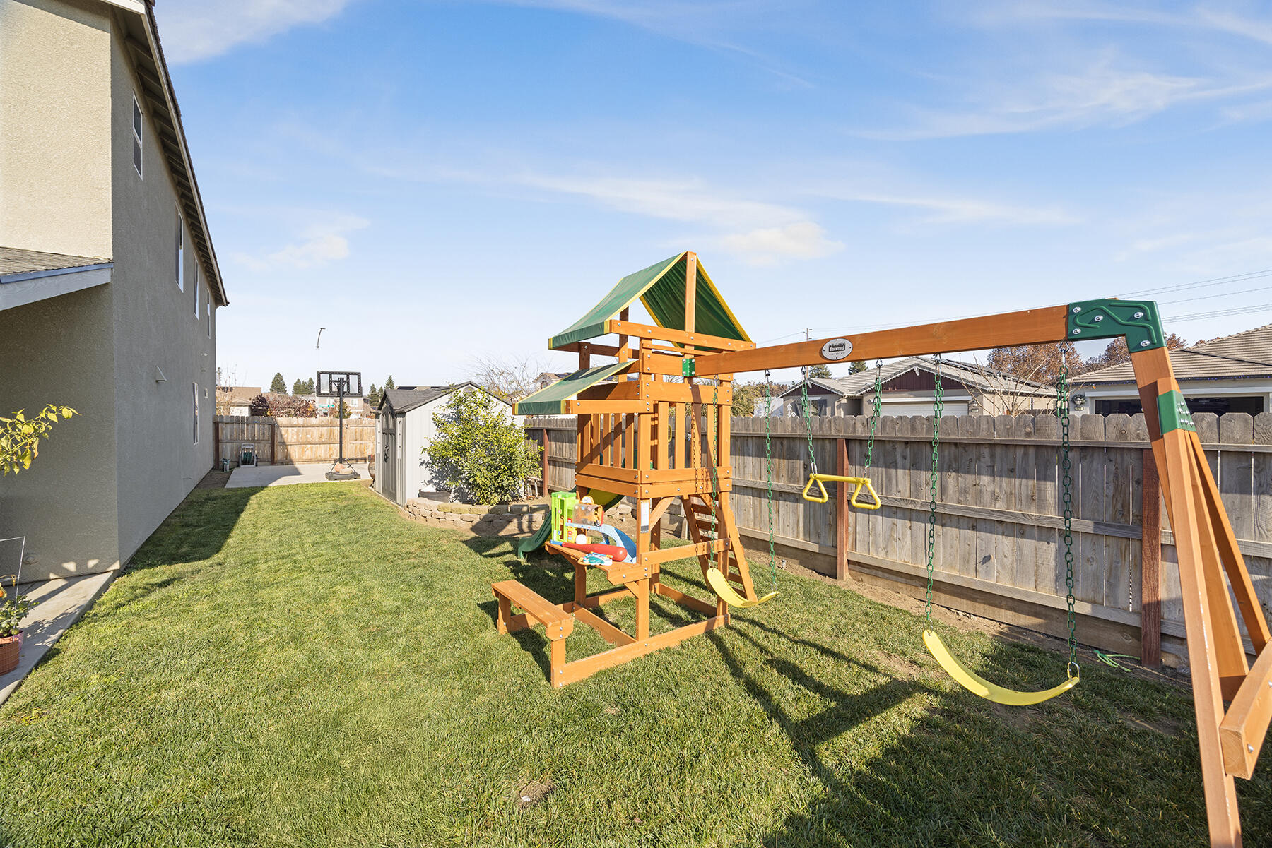 3623 E Seeger Ave, Visalia, CA 93292