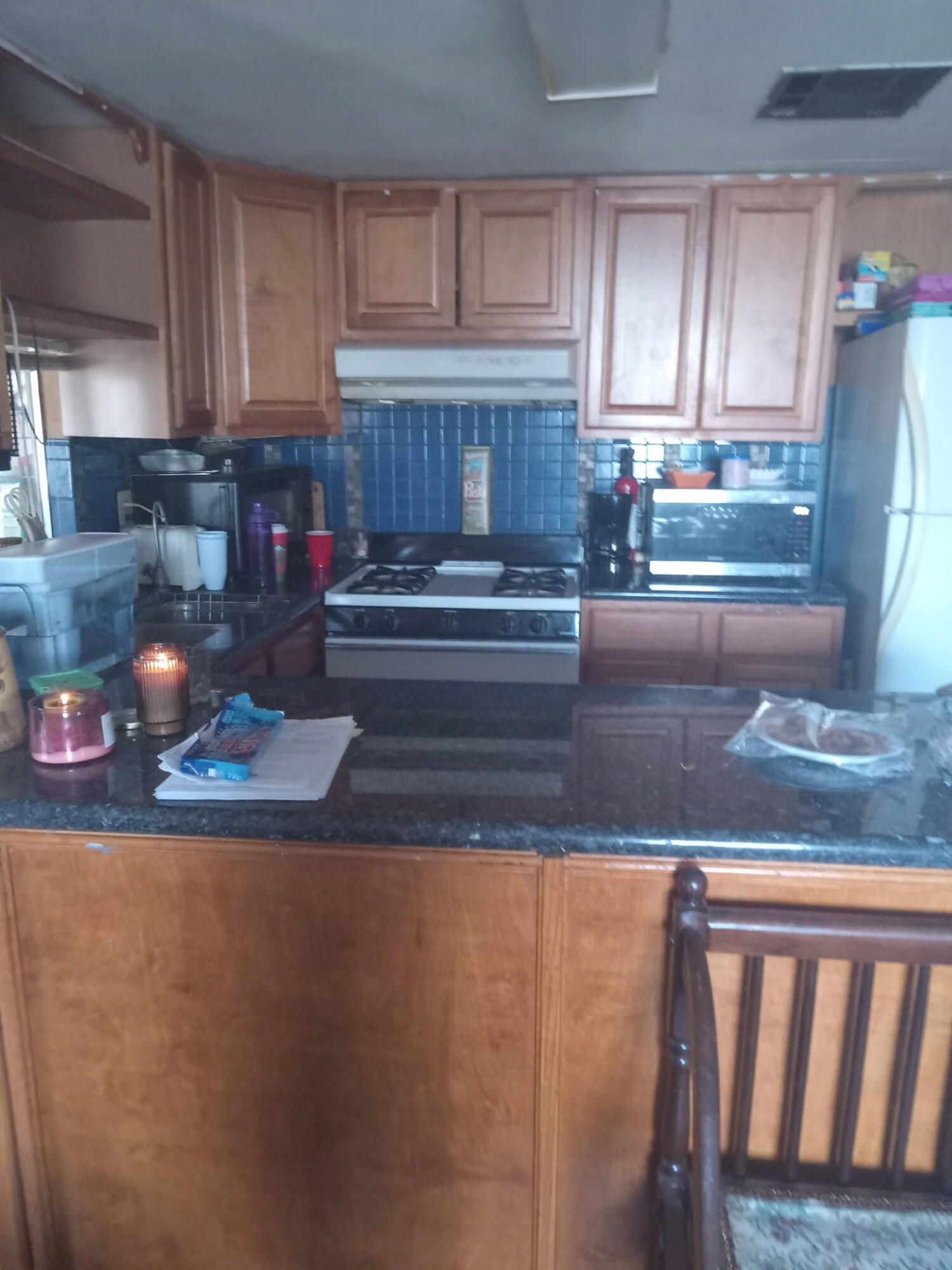 820 S Chinowth St #17, Visalia, CA 93277