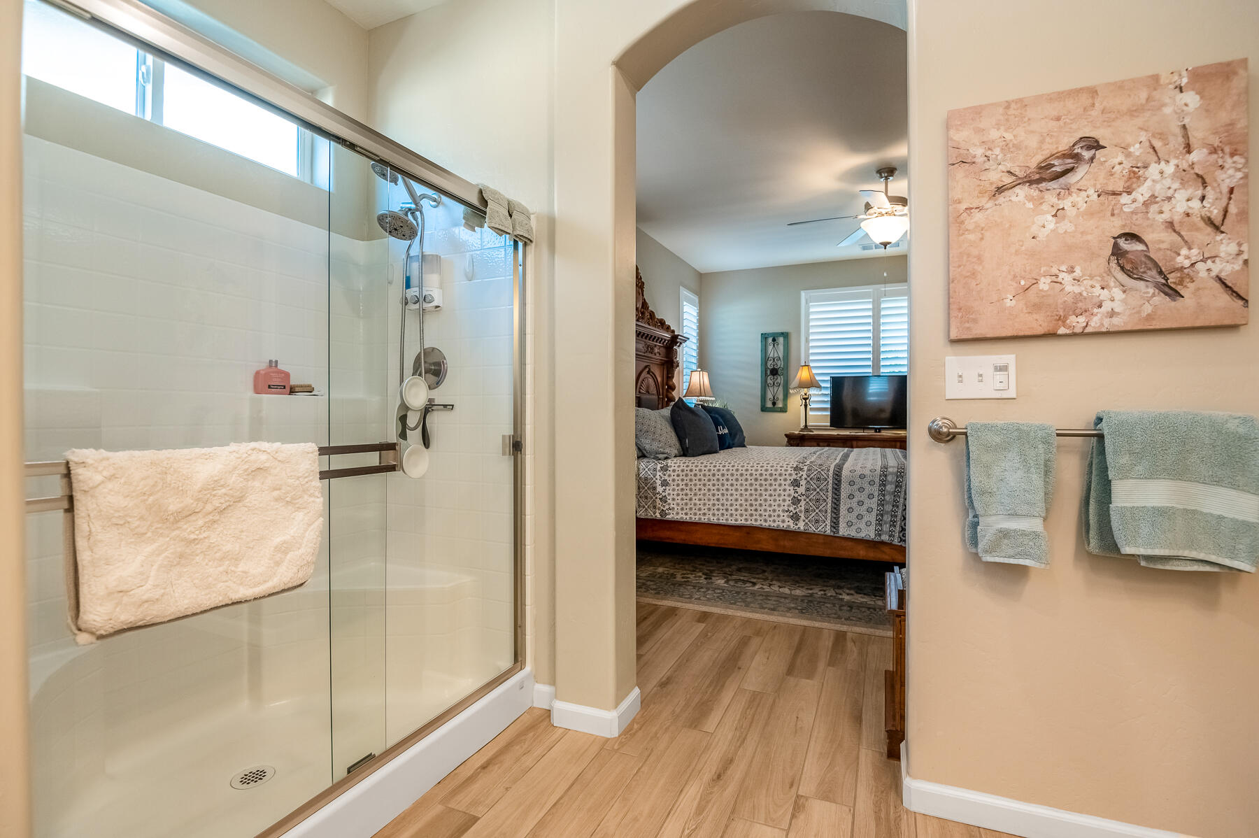 3238 N Rova Ct, Visalia, CA 93291