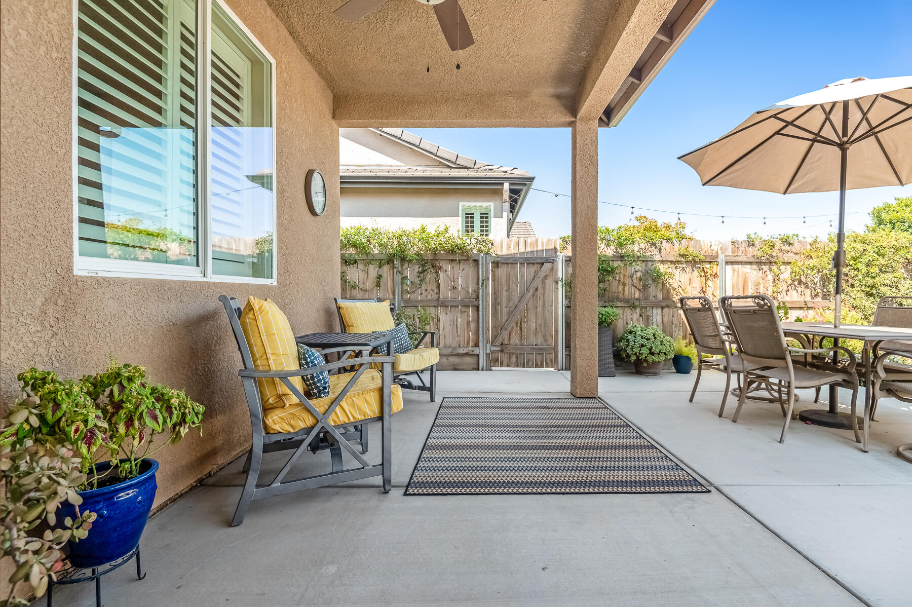 3238 N Rova Ct, Visalia, CA 93291