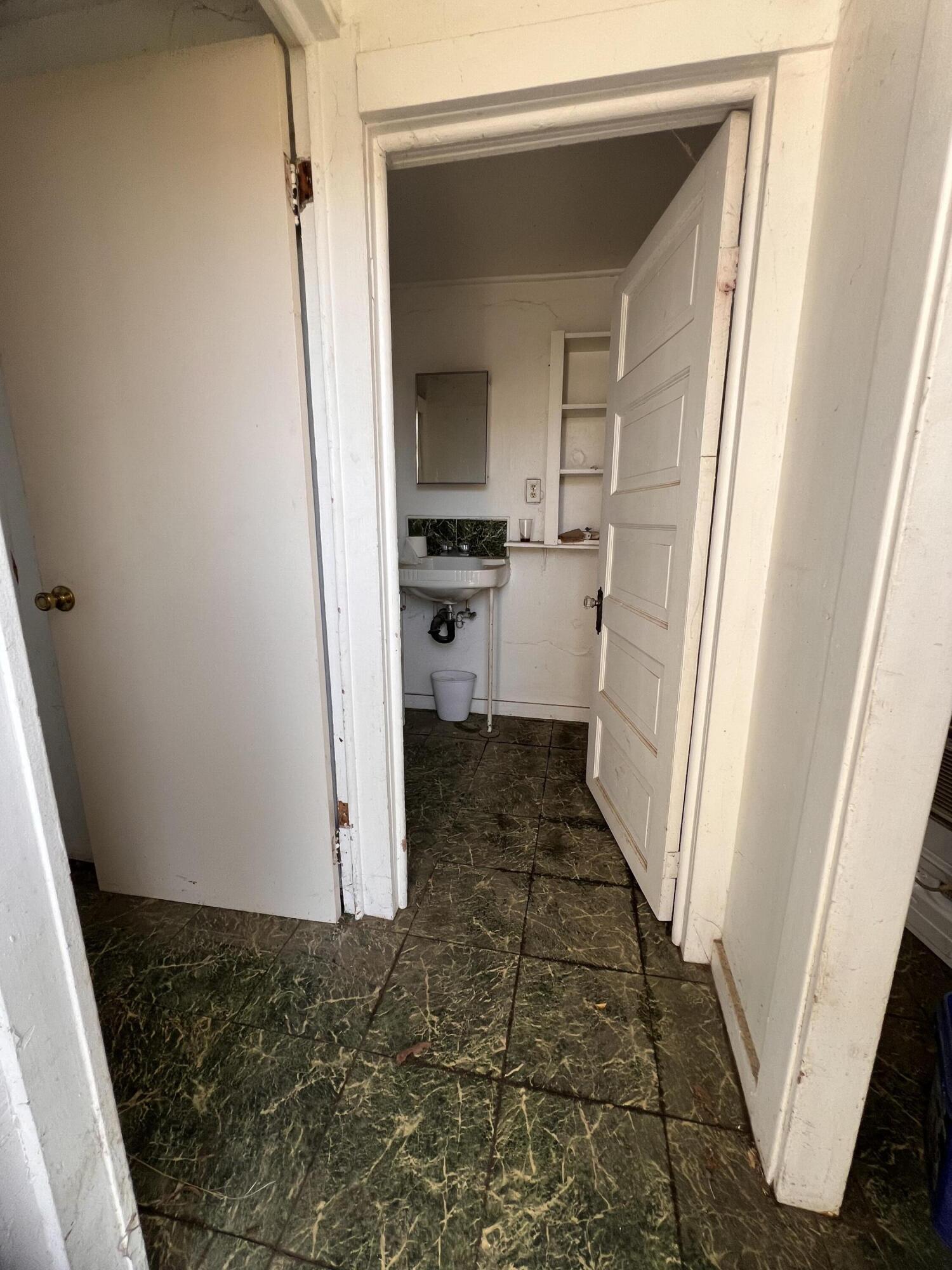 0, Visalia, CA 93292