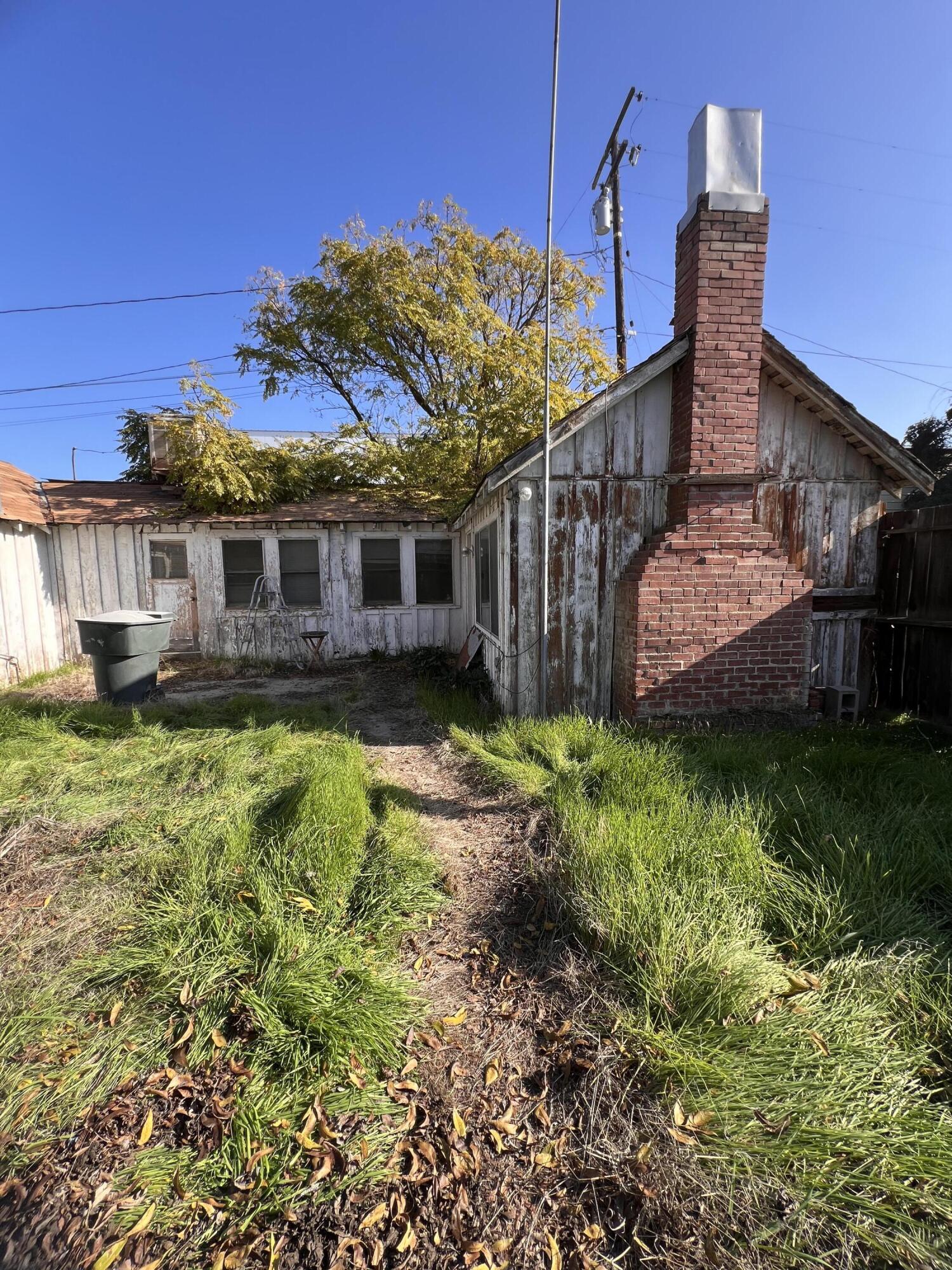 0, Visalia, CA 93292