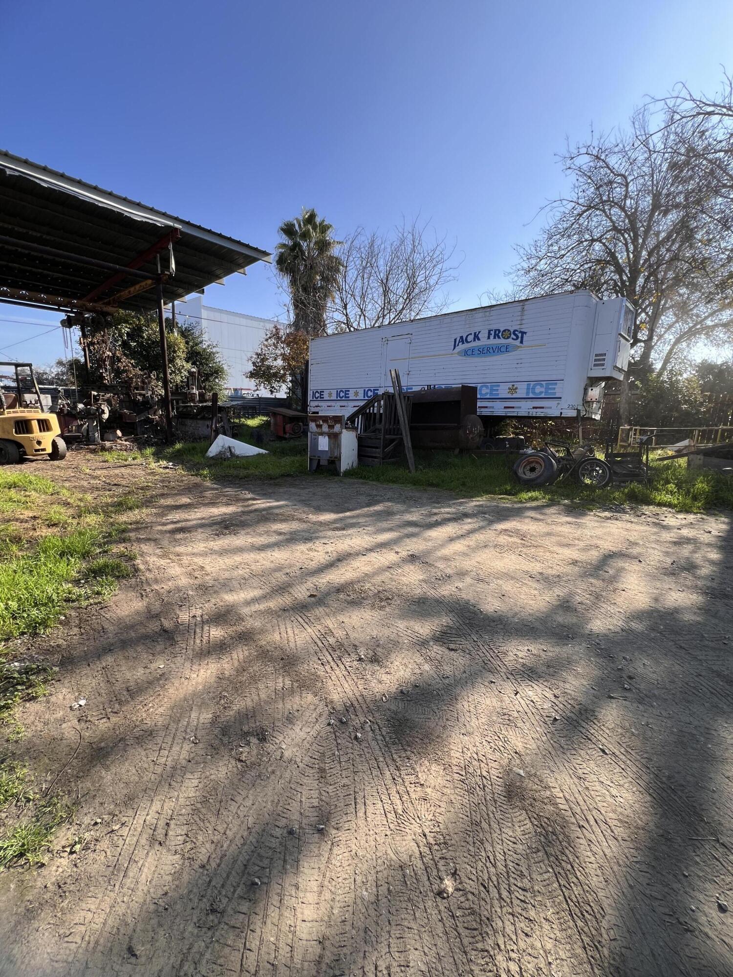 0, Visalia, CA 93292