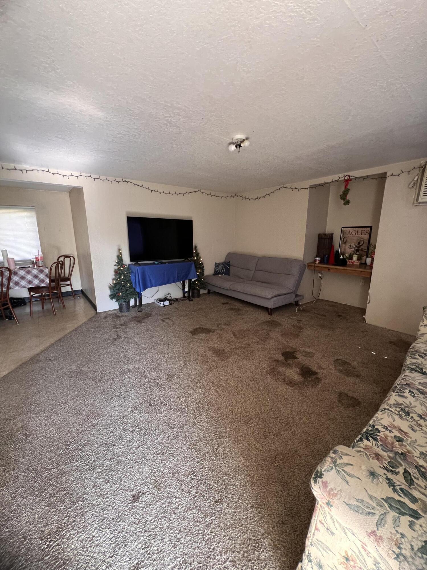 0, Visalia, CA 93292