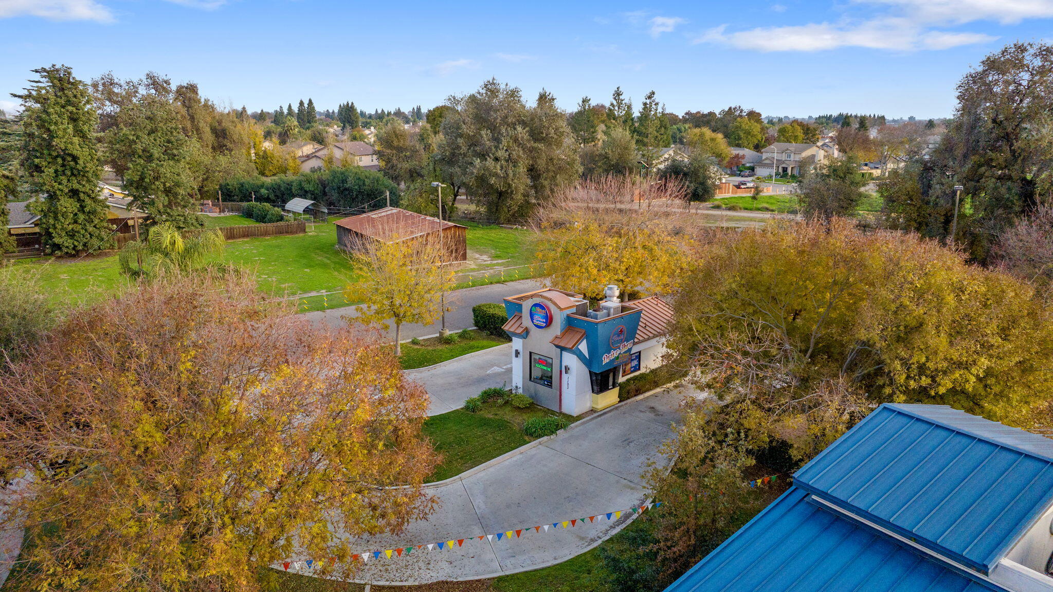 1103 W Caldwell Ave, Visalia, CA 93277