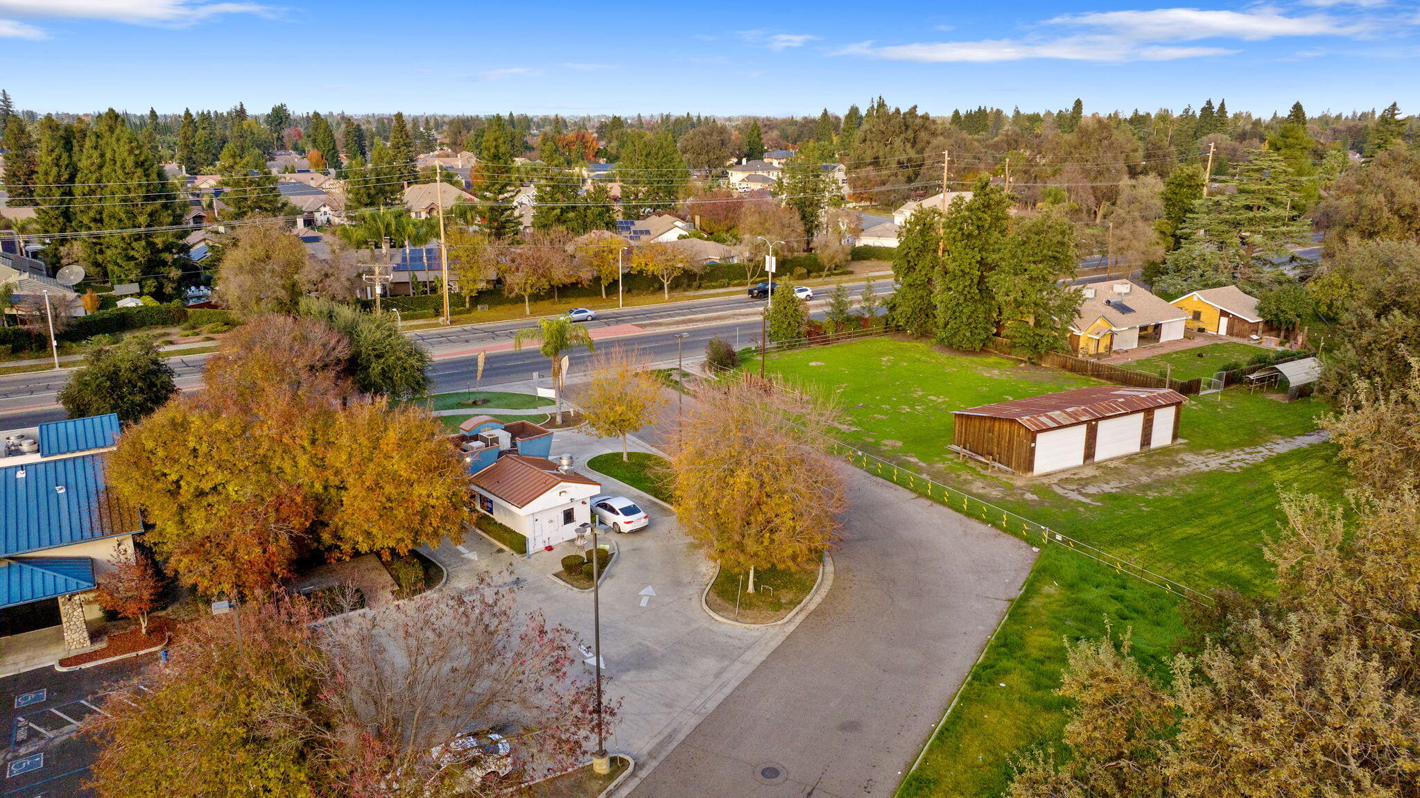 1103 W Caldwell Ave, Visalia, CA 93277