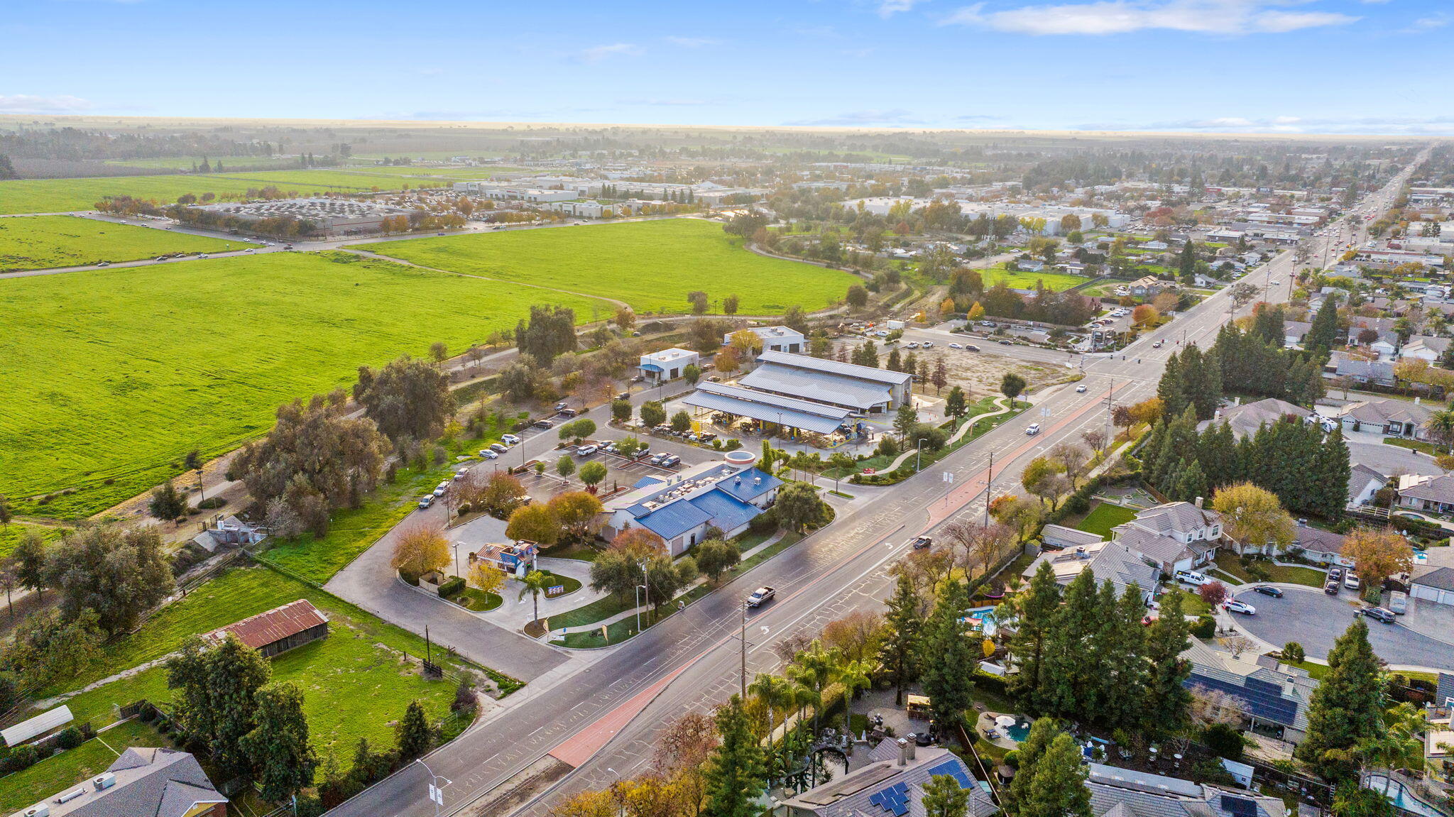 1103 W Caldwell Ave, Visalia, CA 93277