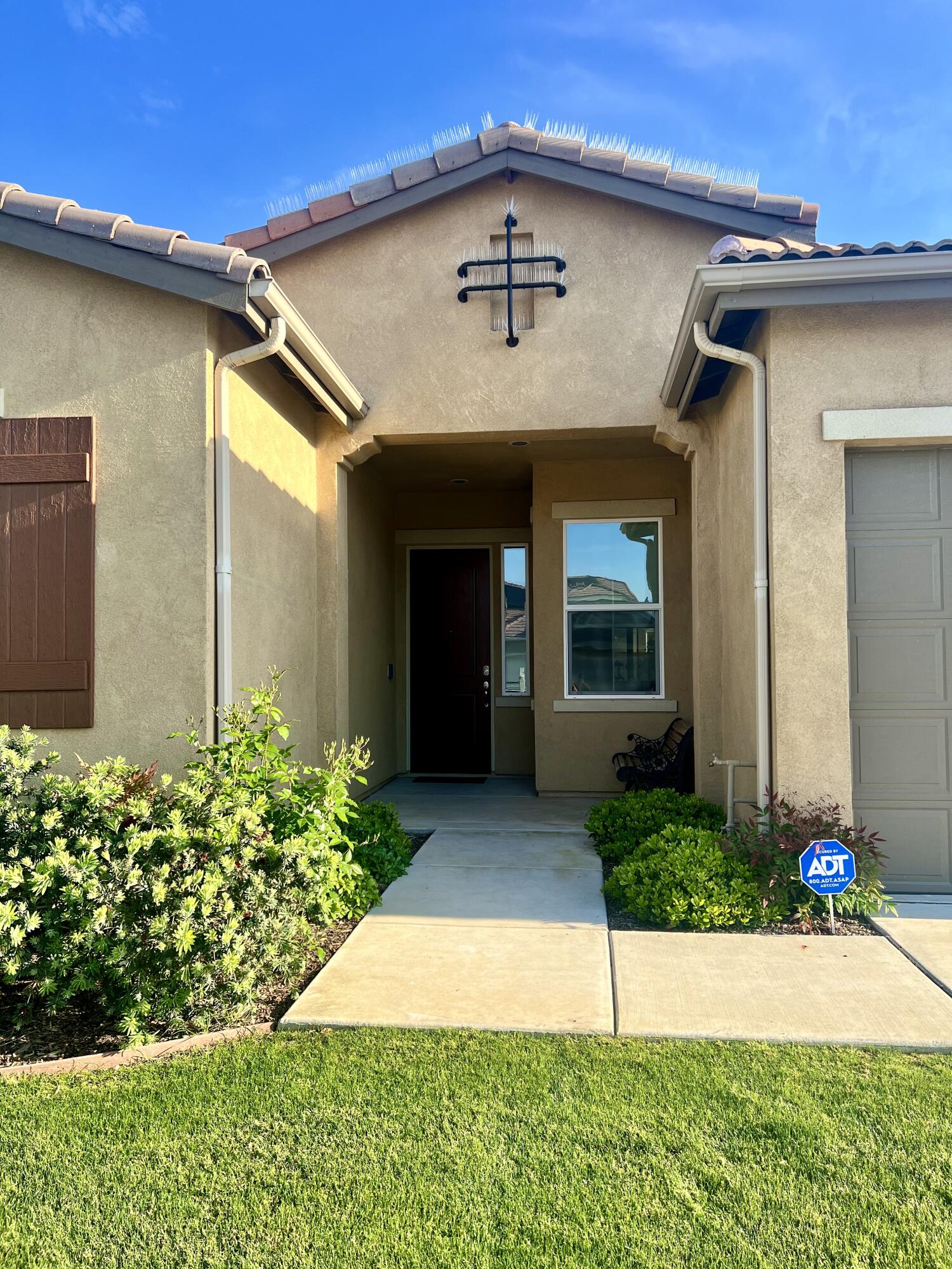 9909 Stockholm Pl, Bakersfield, CA 93306