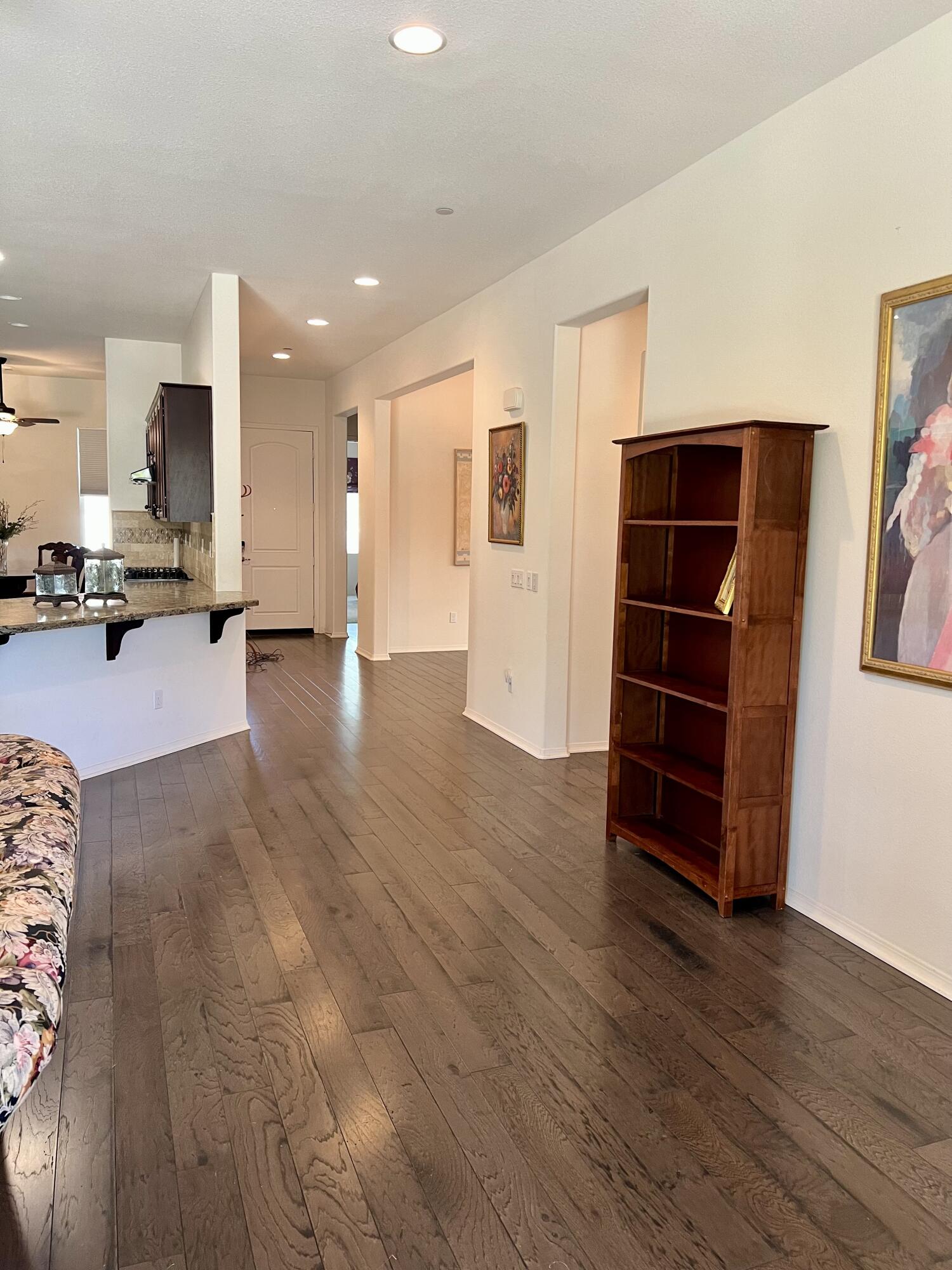 9909 Stockholm Pl, Bakersfield, CA 93306