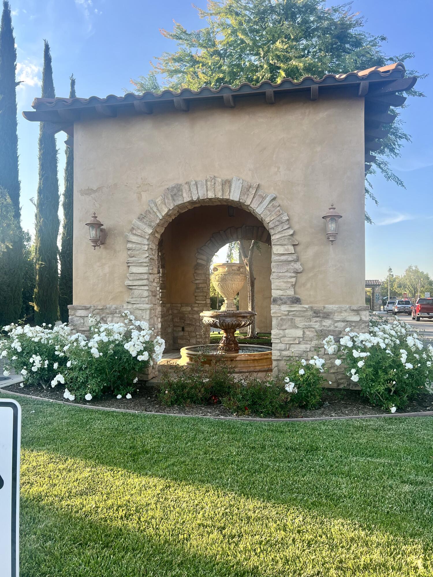 9909 Stockholm Pl, Bakersfield, CA 93306