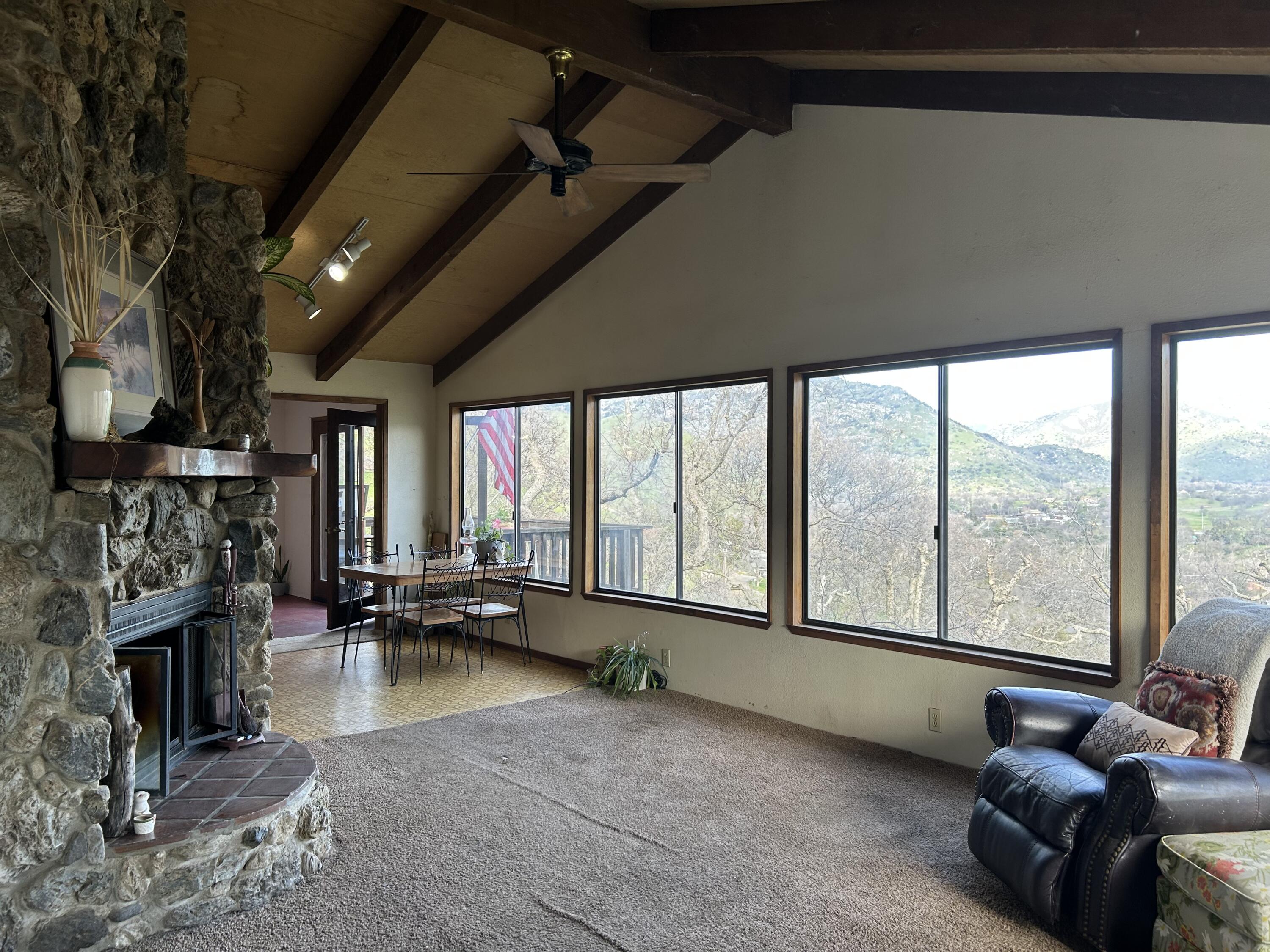 40838 Oak Ridge Dr, Three Rivers, CA 93271