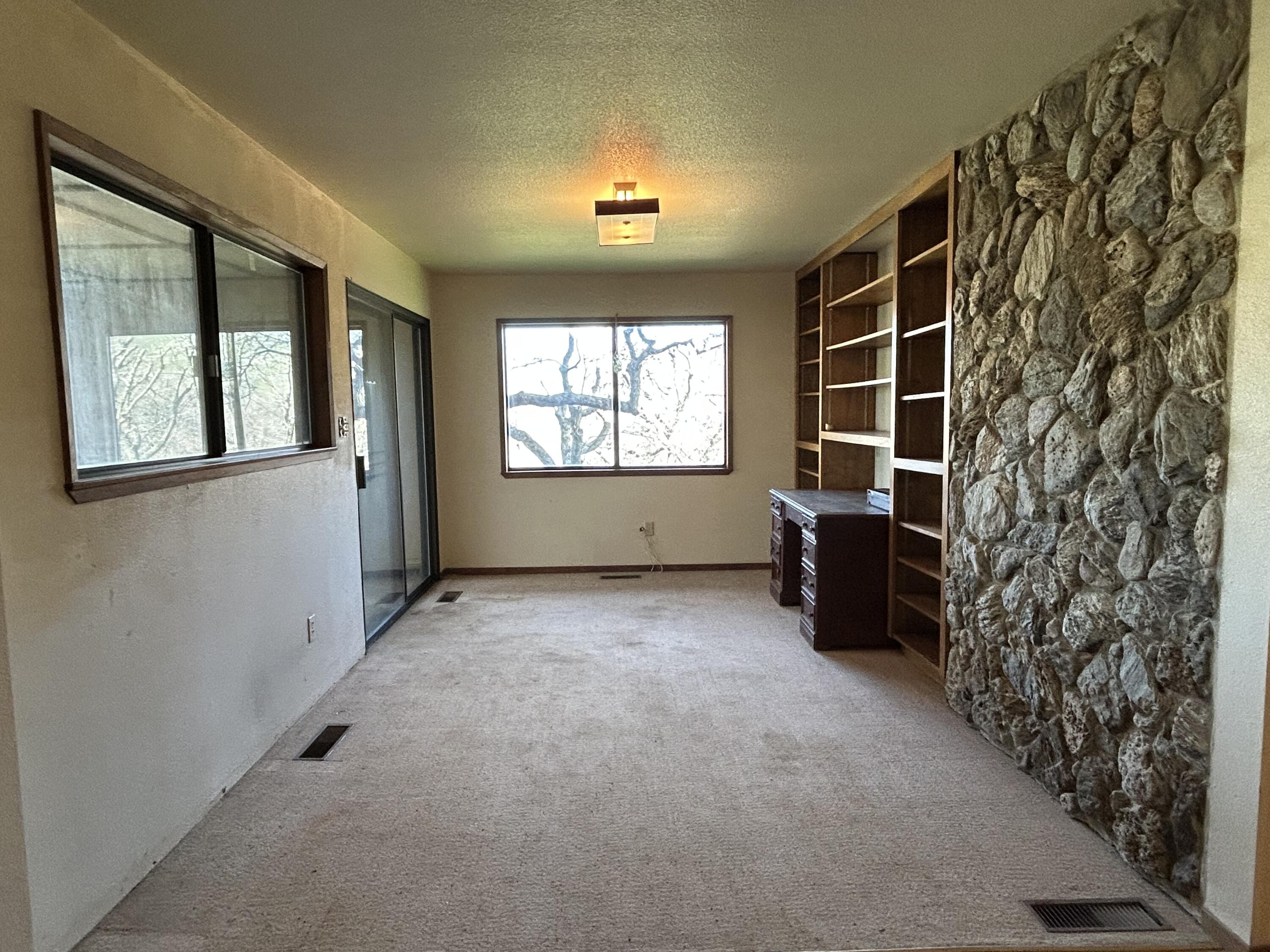 40838 Oak Ridge Dr, Three Rivers, CA 93271