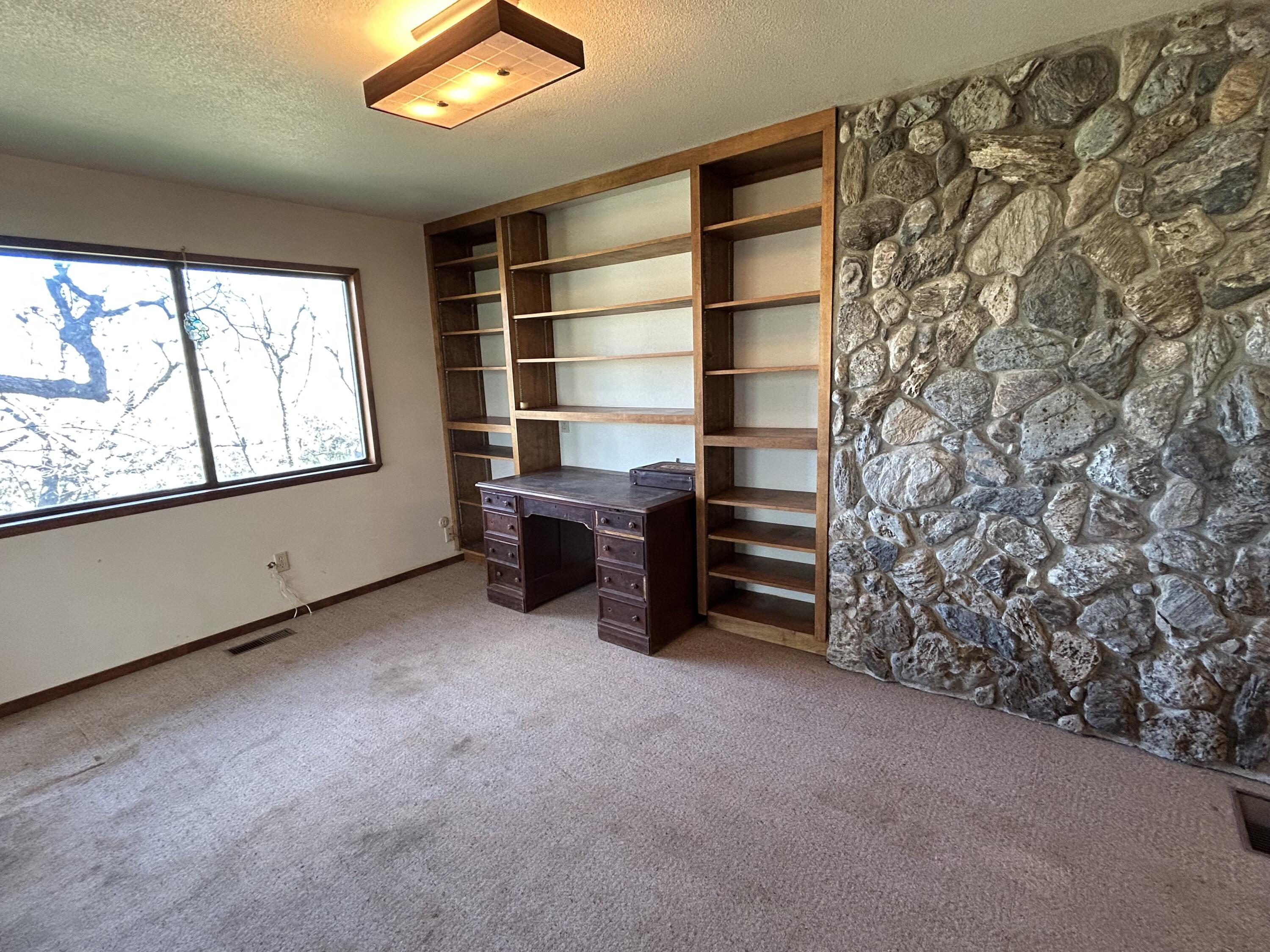 40838 Oak Ridge Dr, Three Rivers, CA 93271