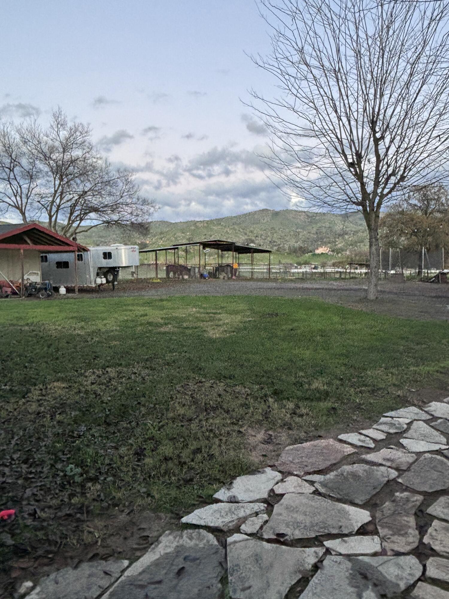 31338 Dahlem Dr, Exeter, CA 93221