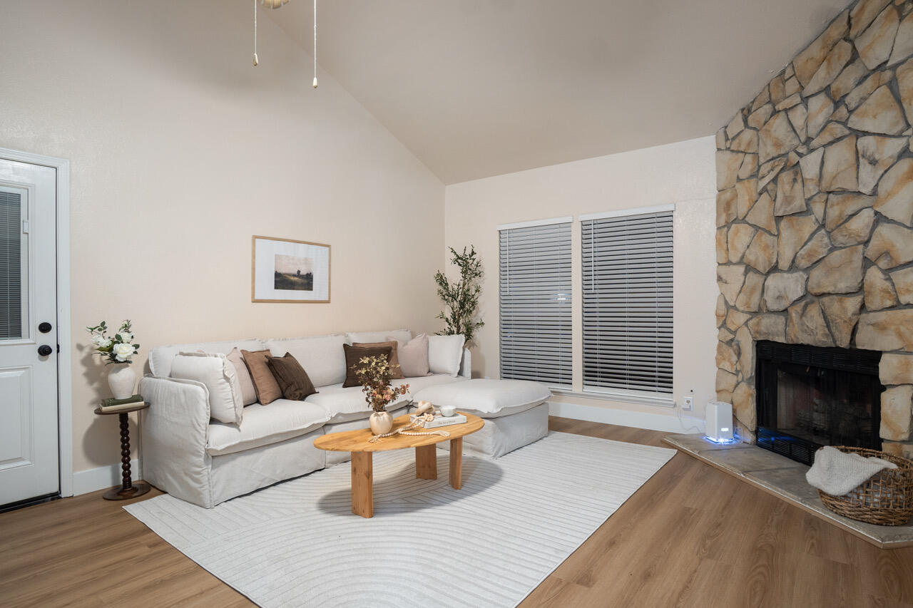 818 W Grand Ave, Porterville, CA 93257