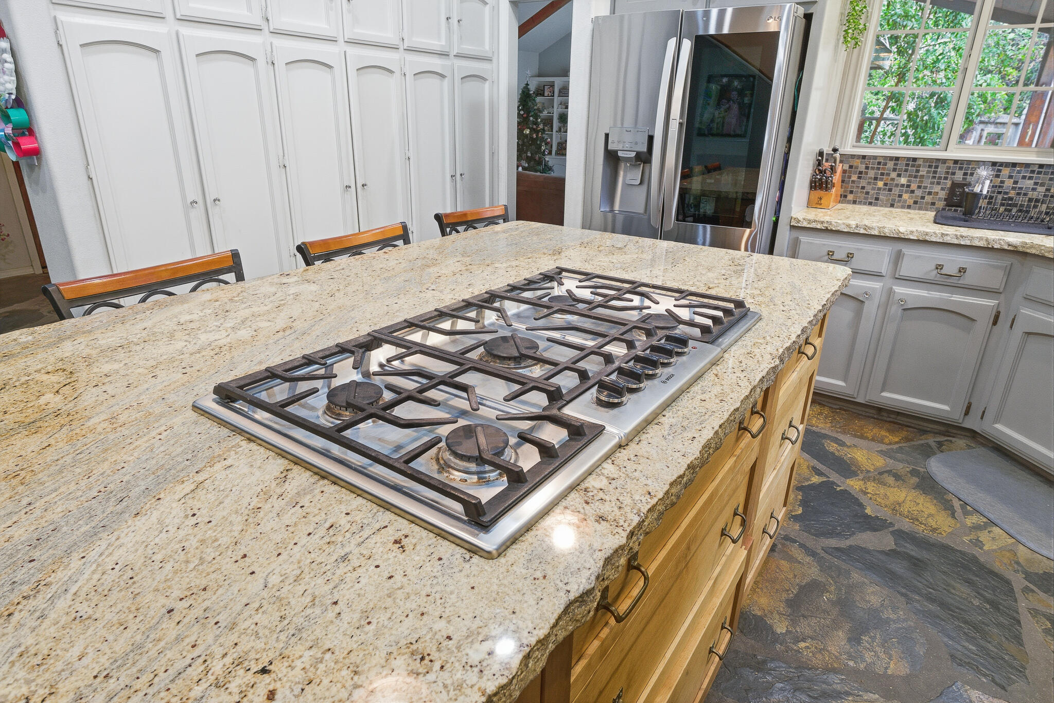 33721 Globe Dr, Springville, CA 93265