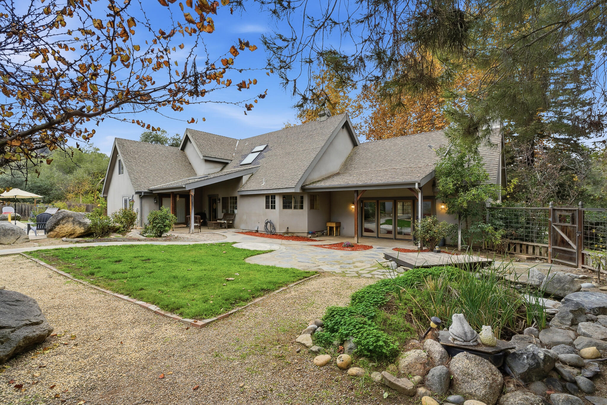 33721 Globe Dr, Springville, CA 93265