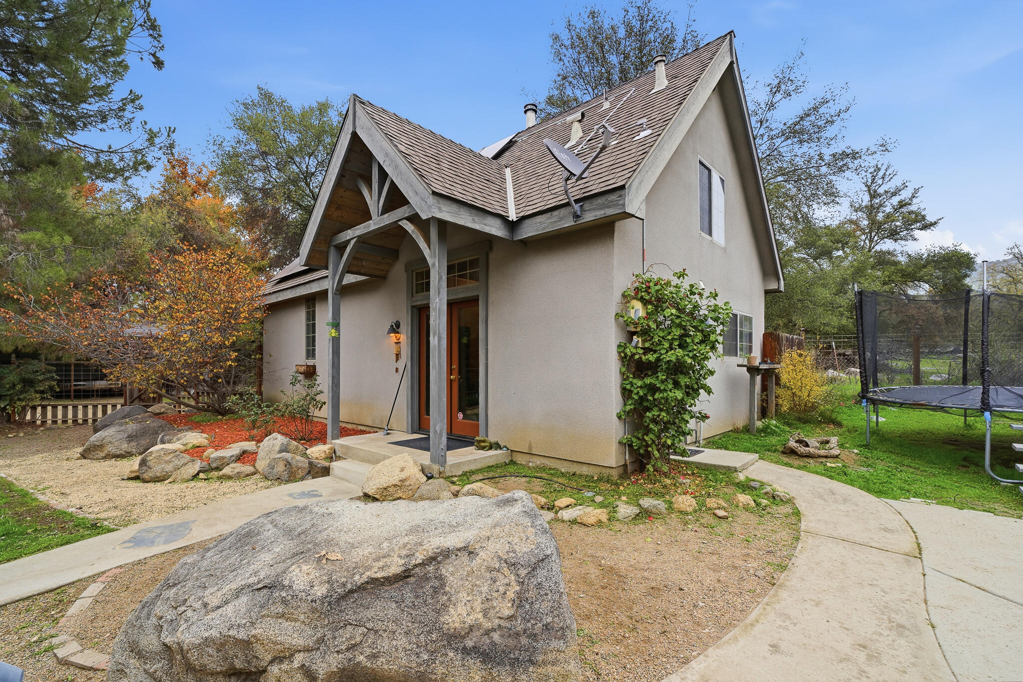 33721 Globe Dr, Springville, CA 93265