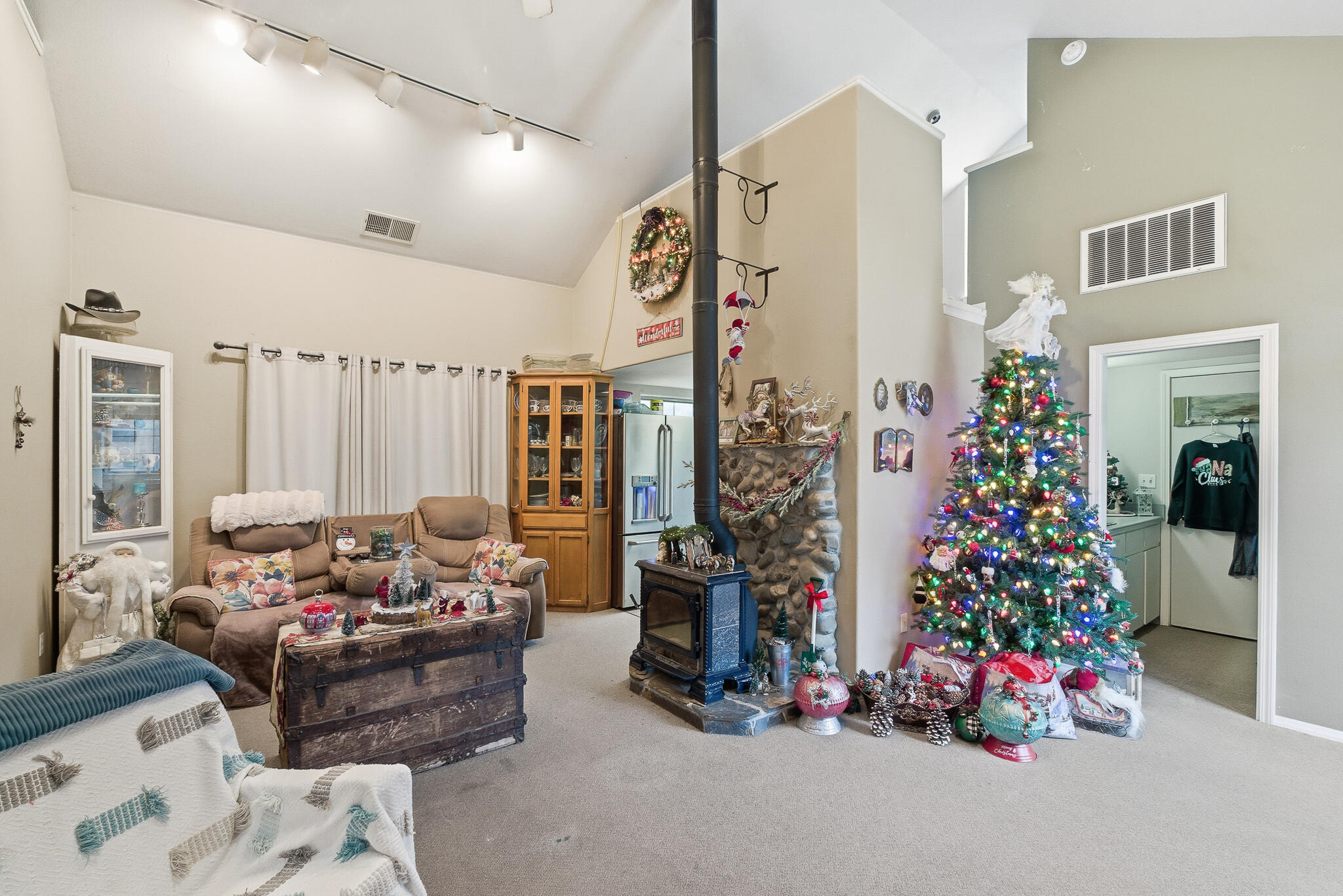 33721 Globe Dr, Springville, CA 93265