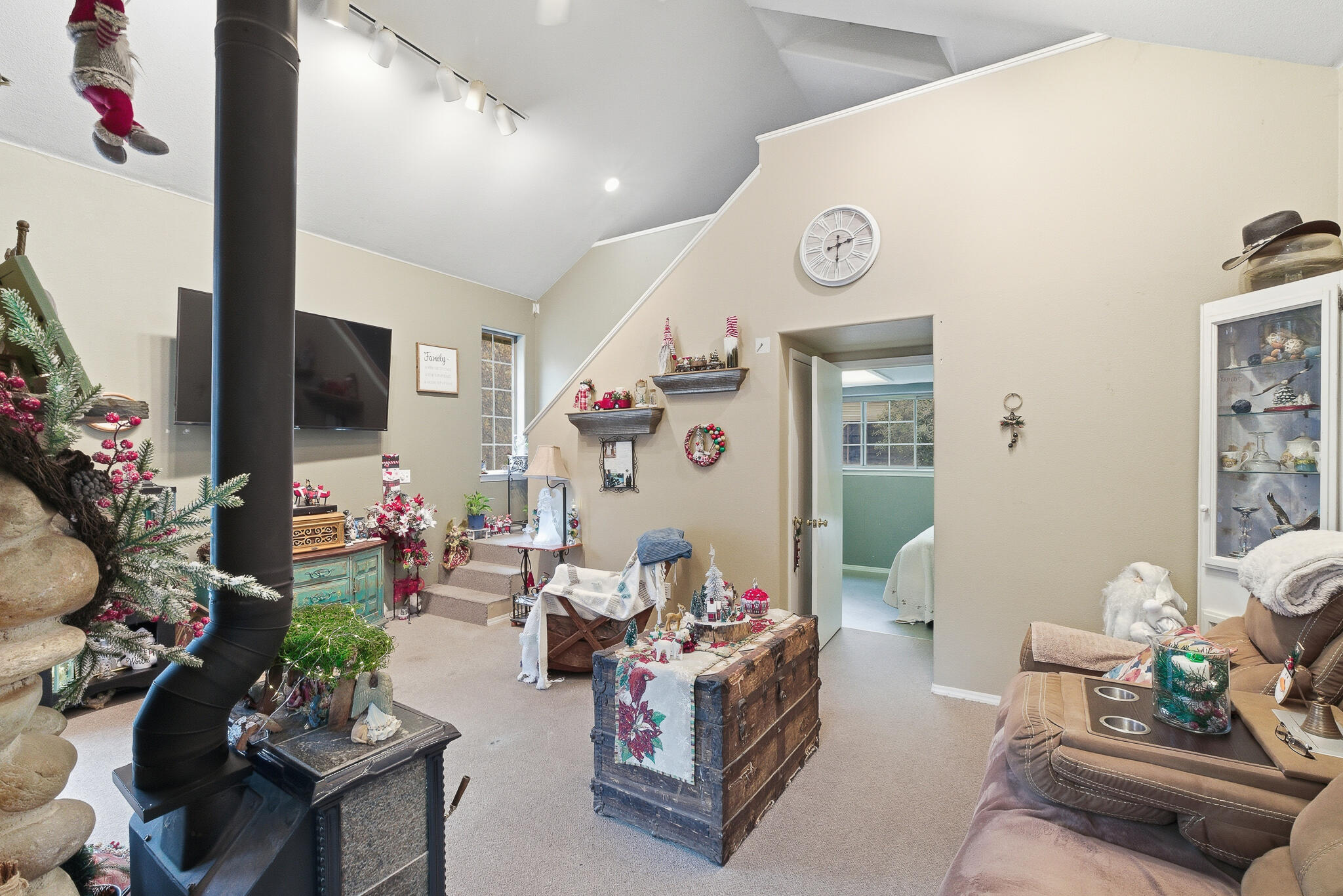 33721 Globe Dr, Springville, CA 93265