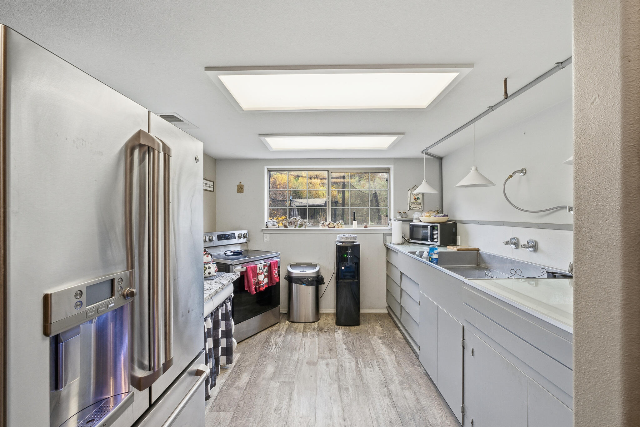 33721 Globe Dr, Springville, CA 93265