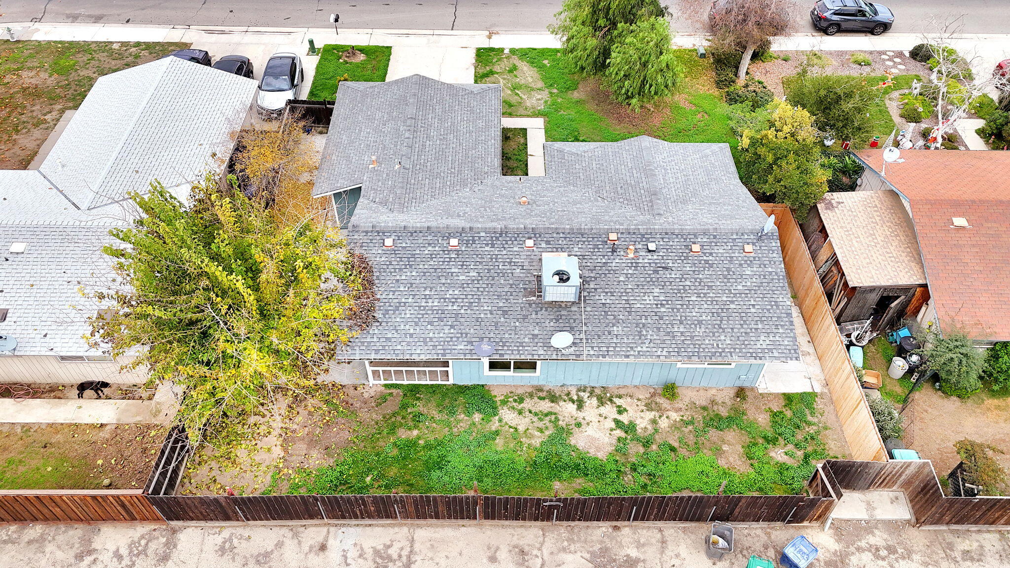 14853 W Stanislaus Ave, Kerman, CA 93630