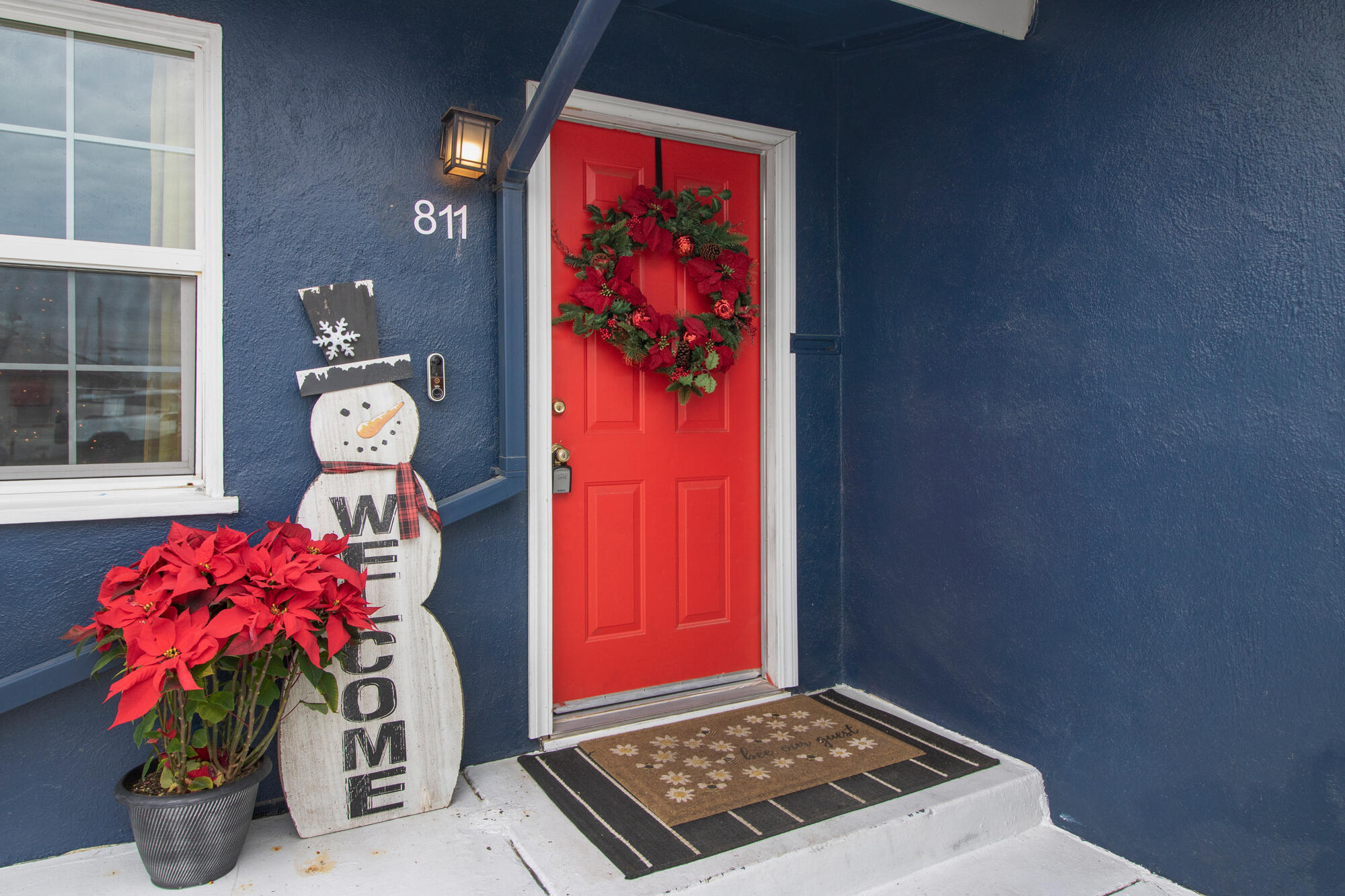 811 E Myrtle St, Hanford, CA 93230