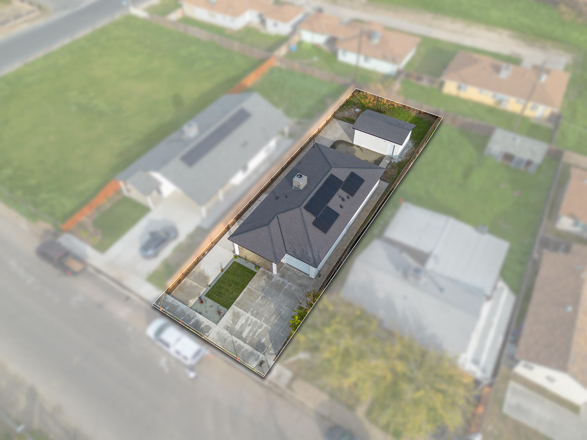 168 N Waukesha St, Porterville, CA 93257