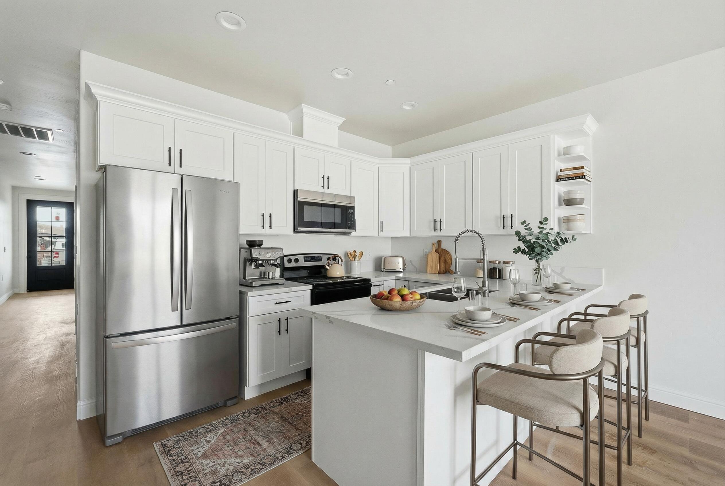 168 N Waukesha St, Porterville, CA 93257