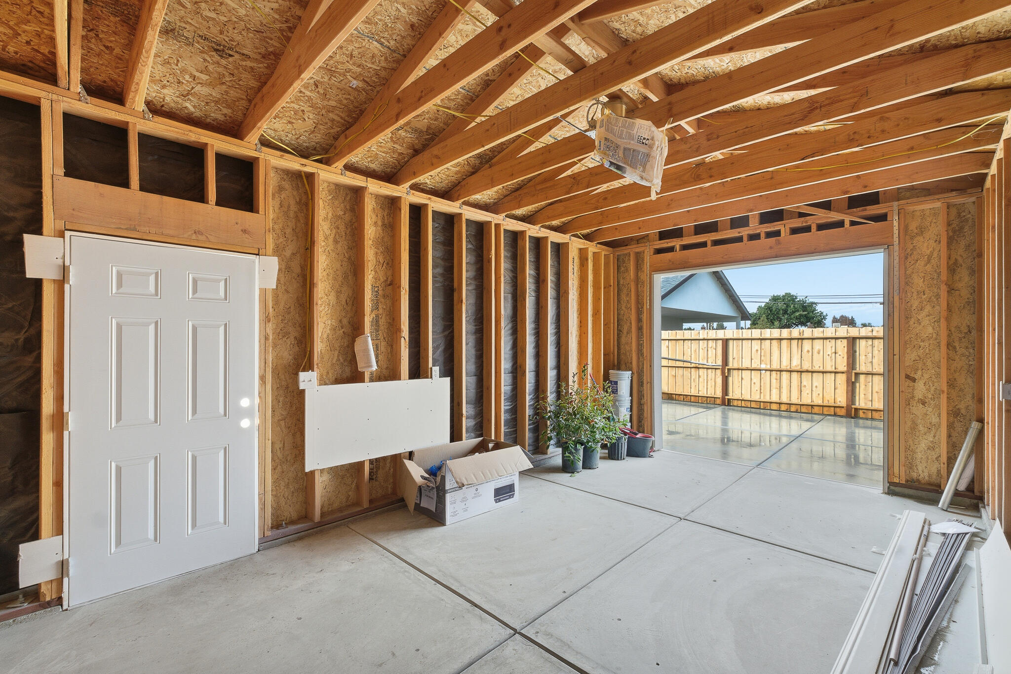 168 N Waukesha St, Porterville, CA 93257