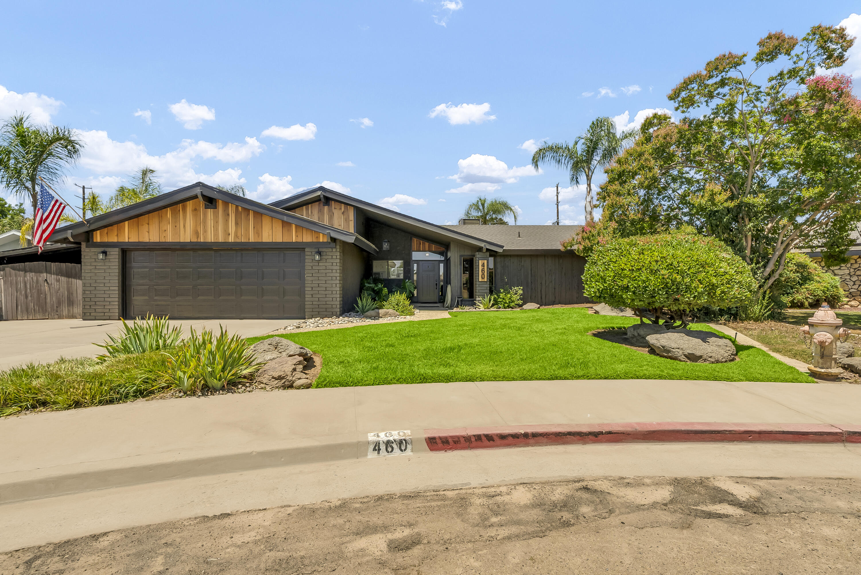 460 Ruma Rancho Ct, Porterville, CA 93257