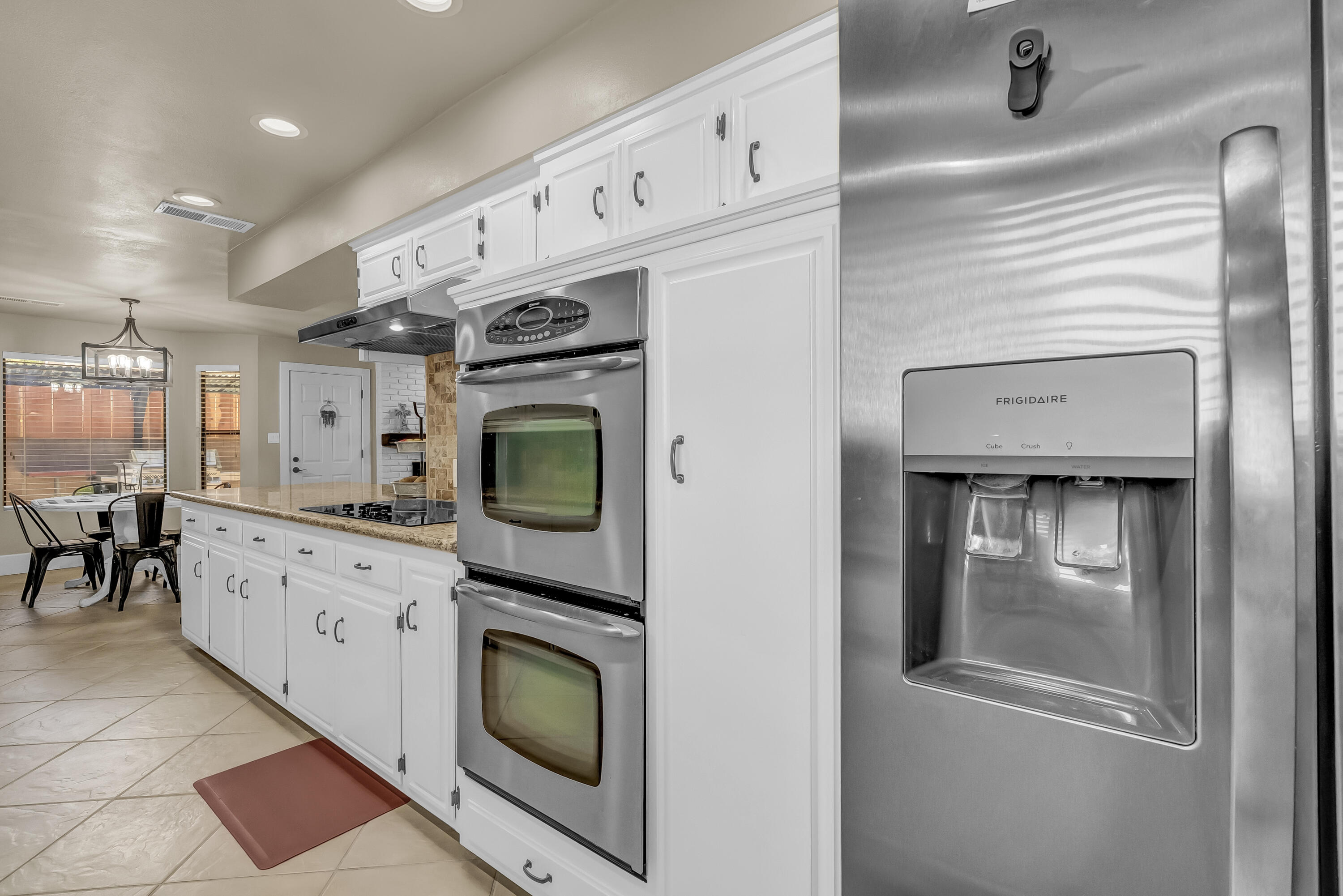 460 Ruma Rancho Ct, Porterville, CA 93257