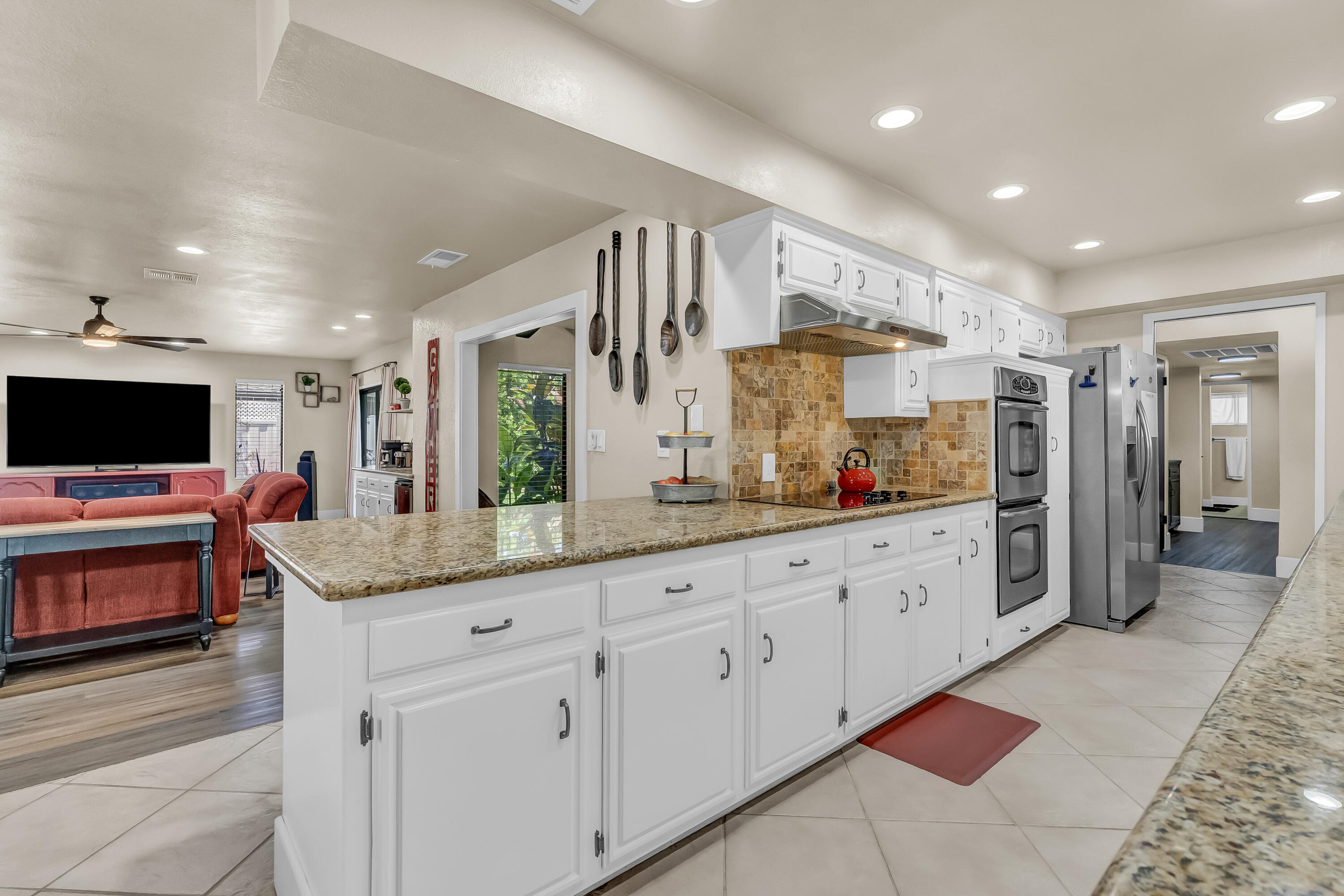 460 Ruma Rancho Ct, Porterville, CA 93257