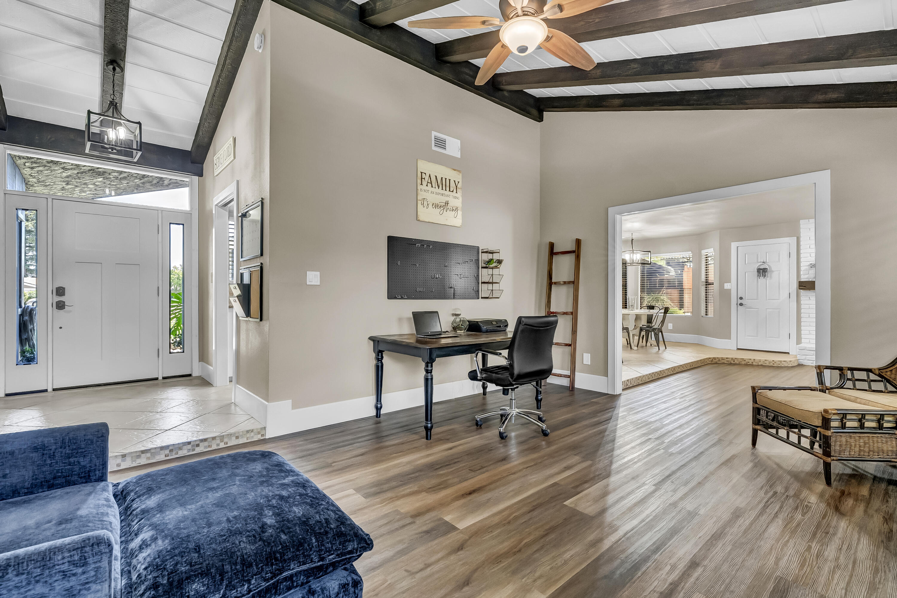 460 Ruma Rancho Ct, Porterville, CA 93257