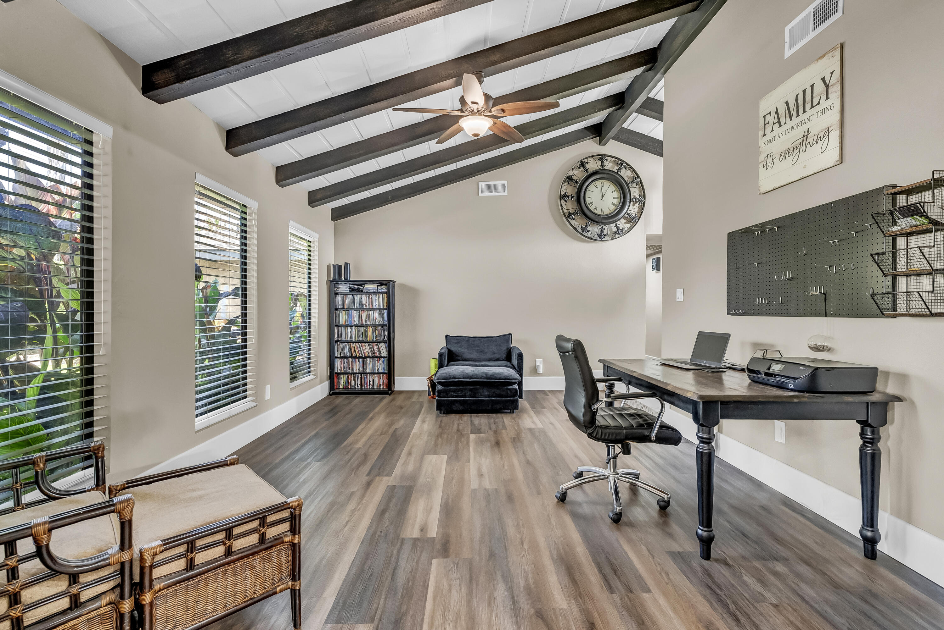 460 Ruma Rancho Ct, Porterville, CA 93257