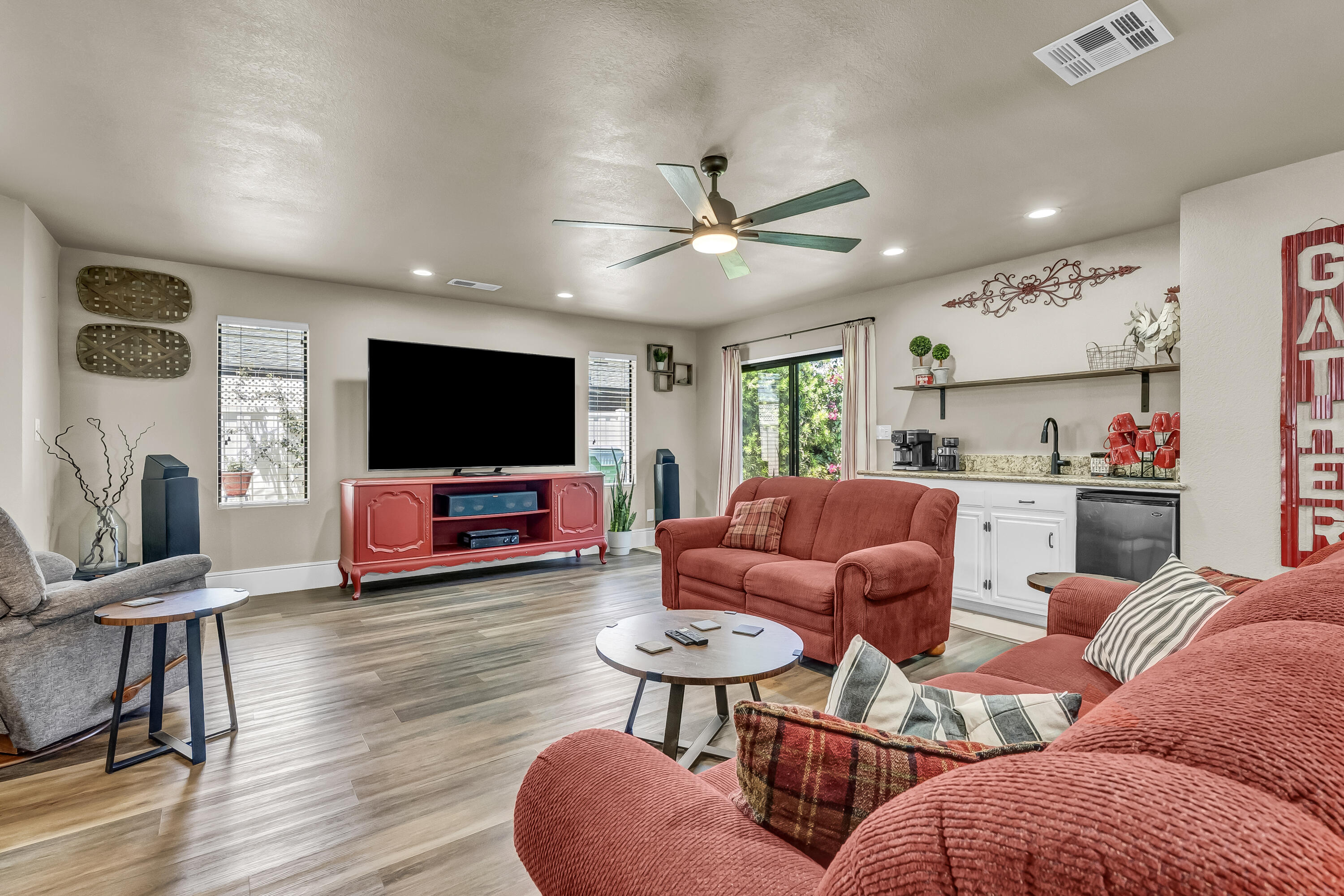 460 Ruma Rancho Ct, Porterville, CA 93257