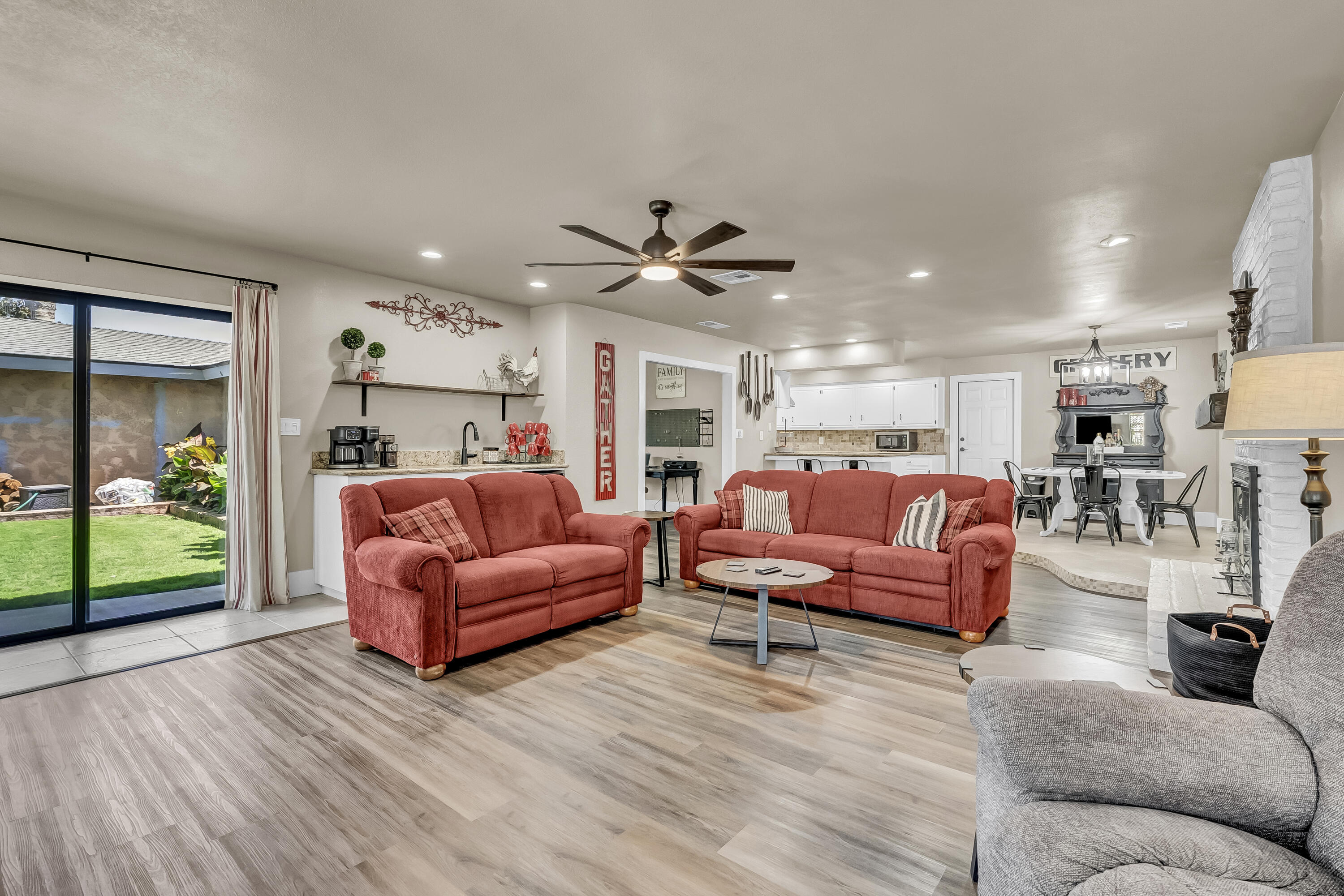 460 Ruma Rancho Ct, Porterville, CA 93257