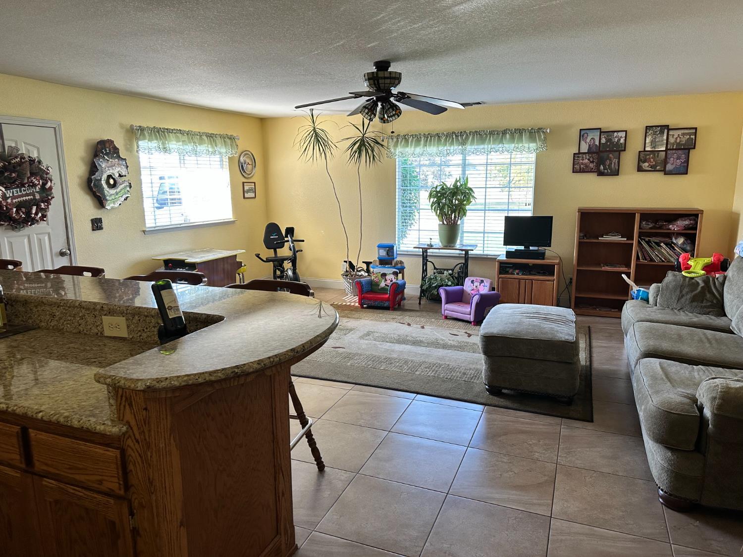 14183 Road 24, Madera, CA 93637